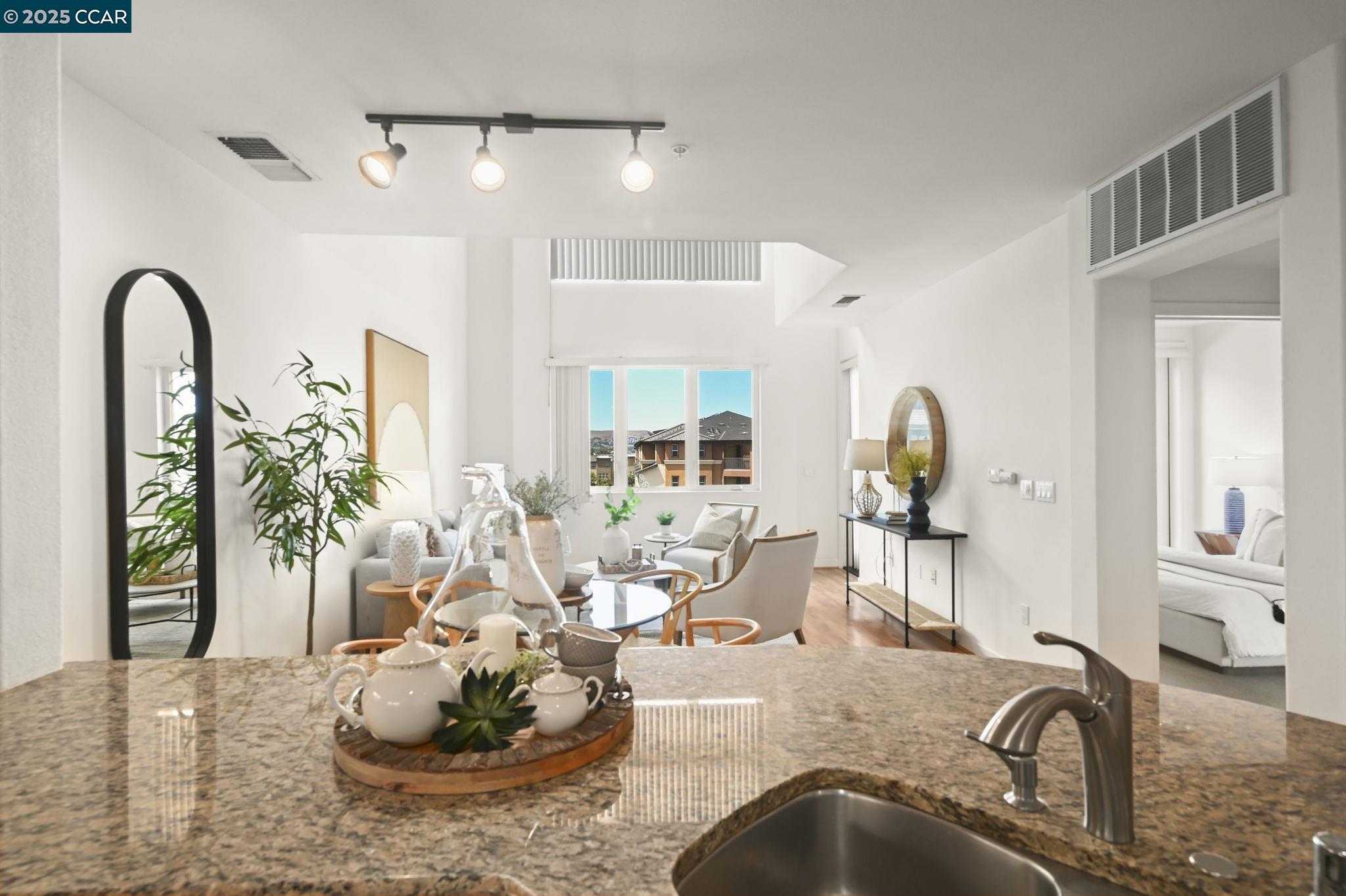 Detail Gallery Image 2 of 45 For 5501 De Marcus Blvd #401,  Dublin,  CA 94568 - 2 Beds | 2 Baths