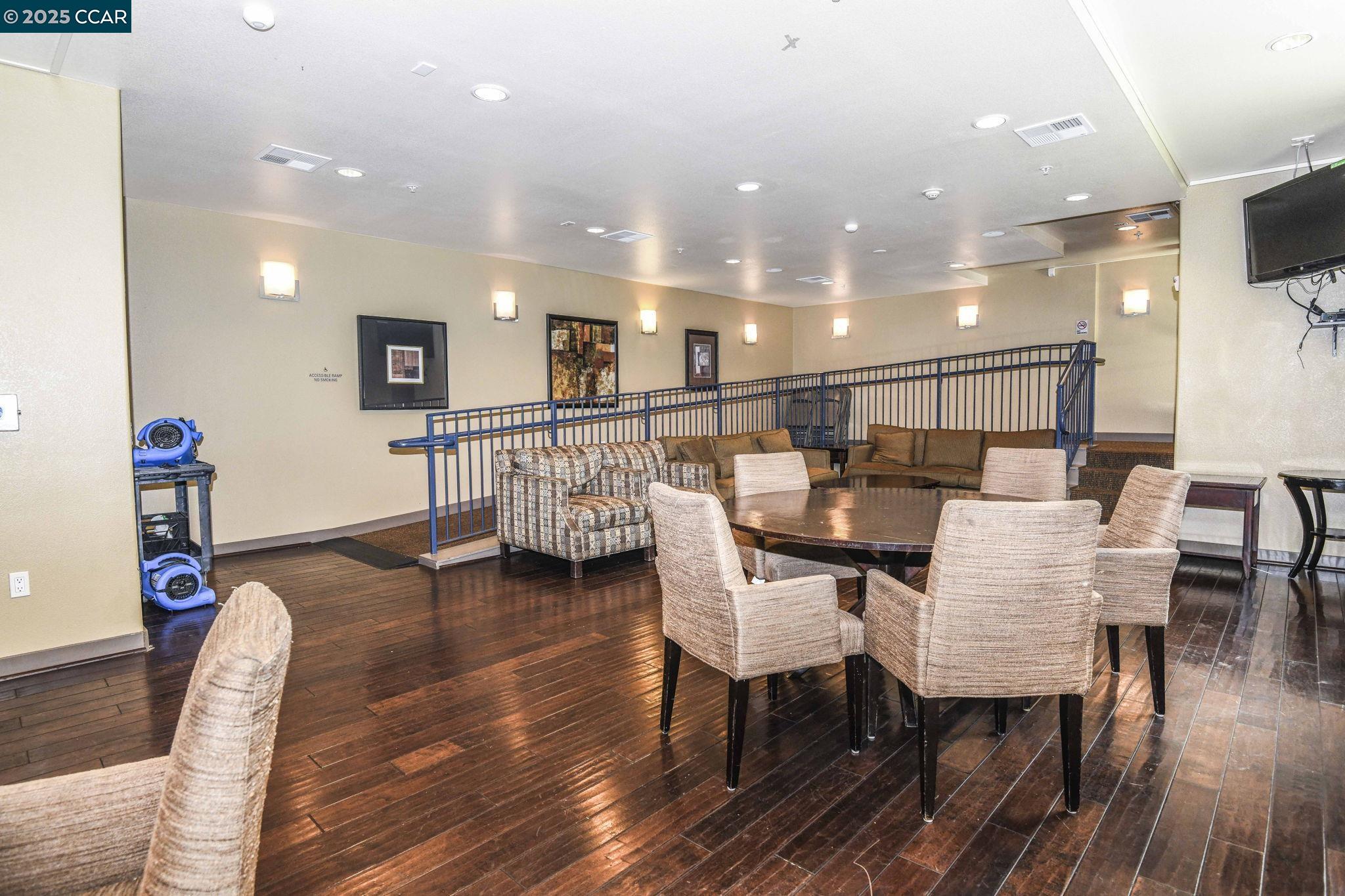 Detail Gallery Image 35 of 45 For 5501 De Marcus Blvd #401,  Dublin,  CA 94568 - 2 Beds | 2 Baths