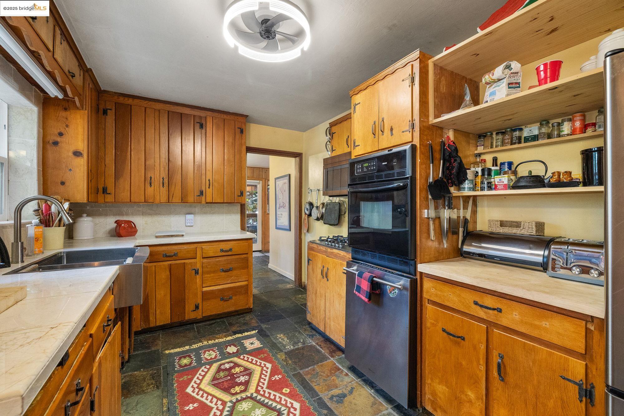 Detail Gallery Image 12 of 39 For 25088 State Highway 108, Mi Wuk Village,  CA 95346 - 5 Beds | 3/1 Baths