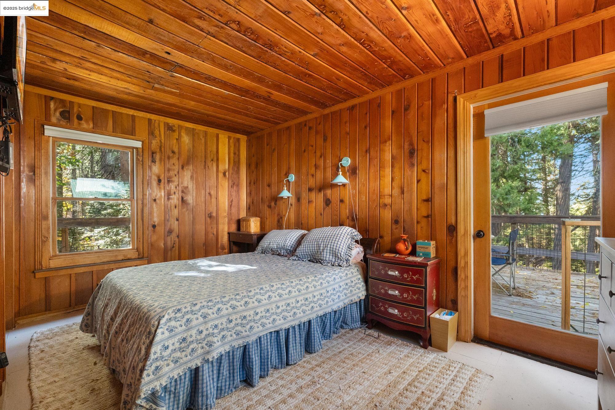 Detail Gallery Image 17 of 39 For 25088 State Highway 108, Mi Wuk Village,  CA 95346 - 5 Beds | 3/1 Baths