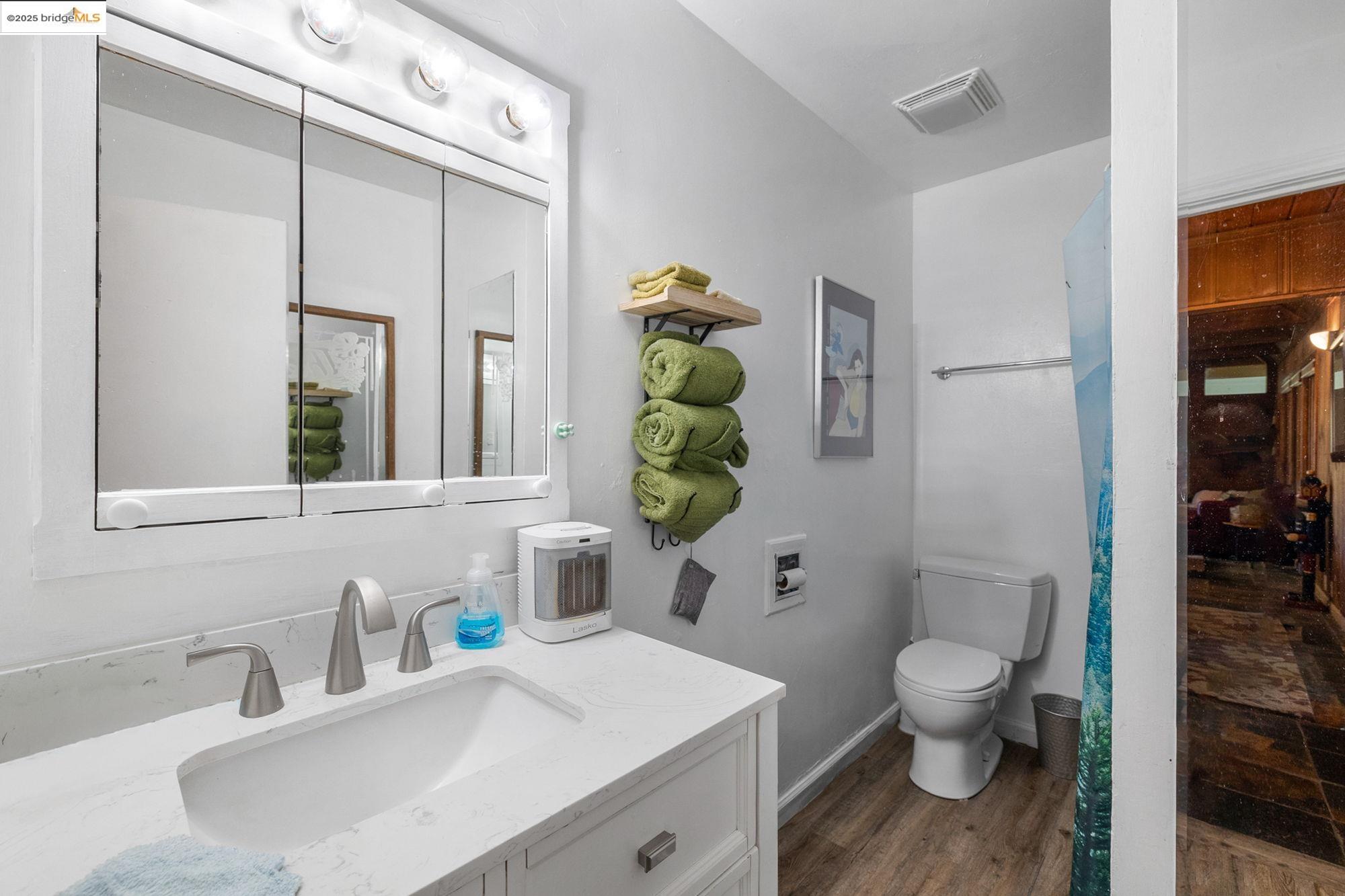 Detail Gallery Image 19 of 39 For 25088 State Highway 108, Mi Wuk Village,  CA 95346 - 5 Beds | 3/1 Baths