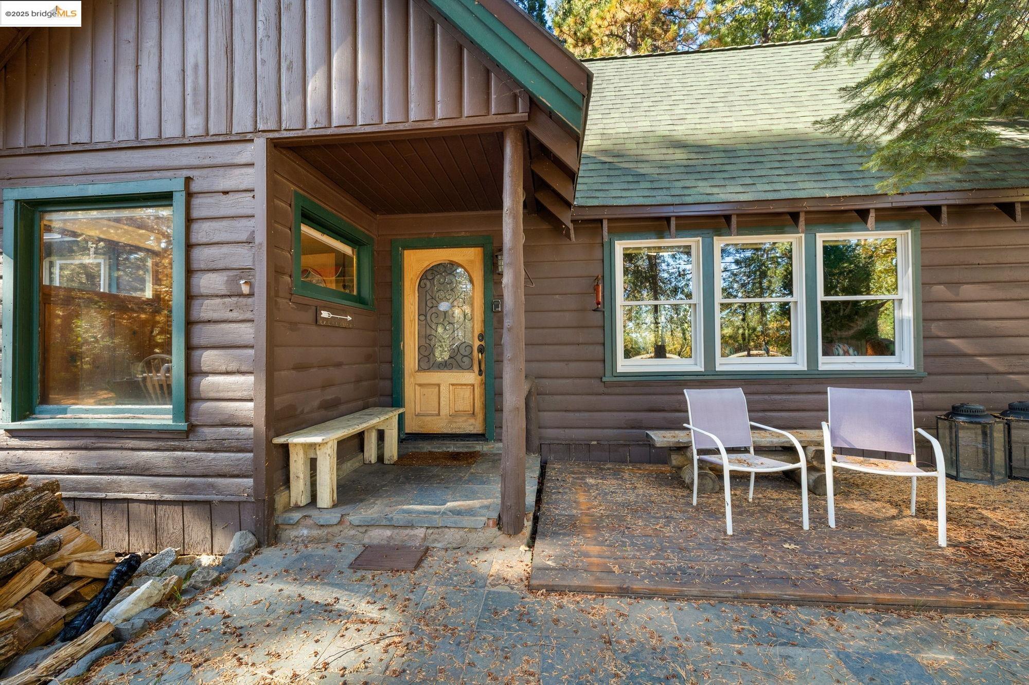 Detail Gallery Image 6 of 39 For 25088 State Highway 108, Mi Wuk Village,  CA 95346 - 5 Beds | 3/1 Baths