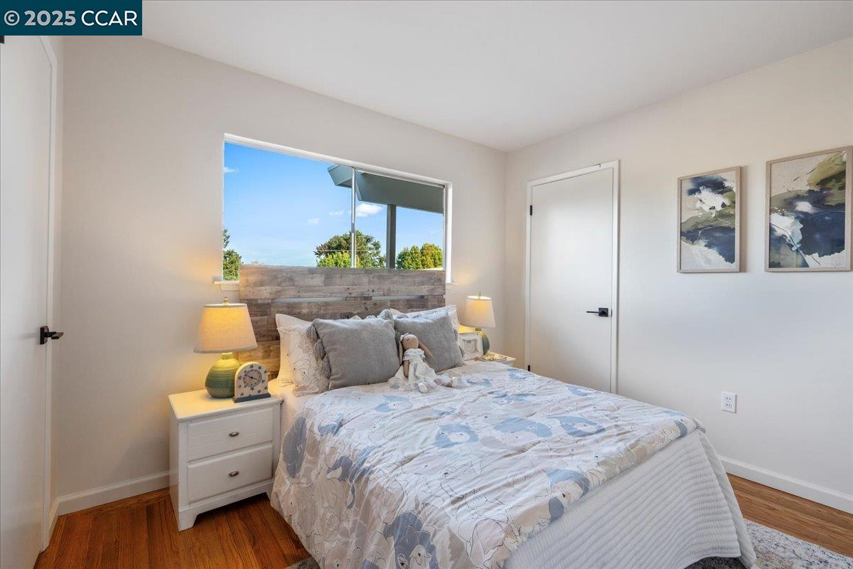 Detail Gallery Image 24 of 60 For 3503 Highland Ave, Redwood City,  CA 94062 - 4 Beds | 3 Baths