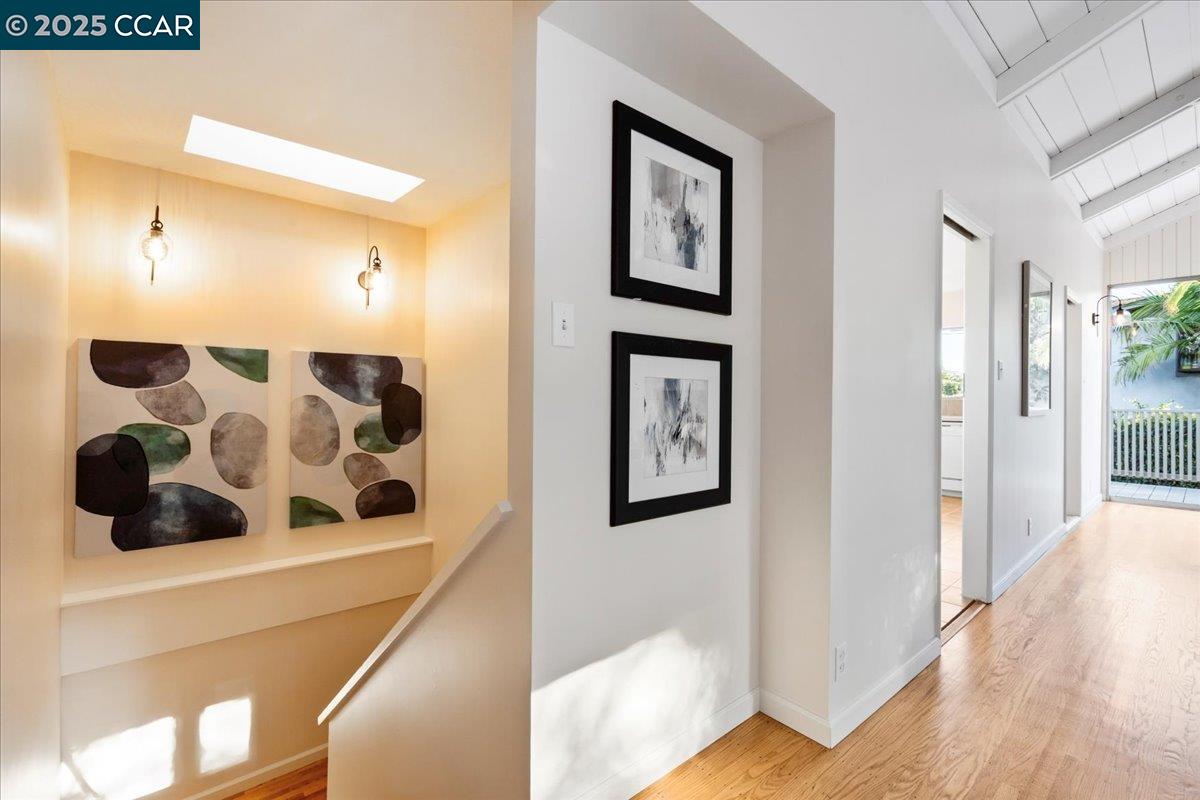 Detail Gallery Image 33 of 60 For 3503 Highland Ave, Redwood City,  CA 94062 - 4 Beds | 3 Baths