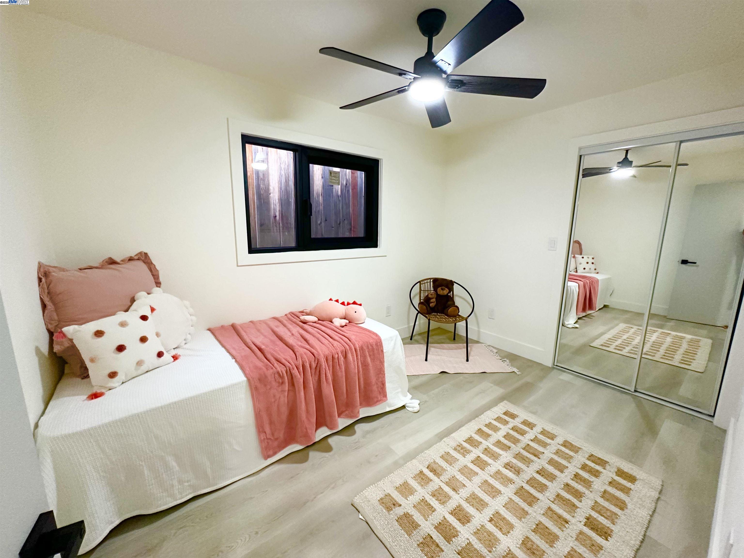 Detail Gallery Image 18 of 41 For 2930 Parker Ave, Oakland,  CA 94605-3320 - 3 Beds | 2 Baths