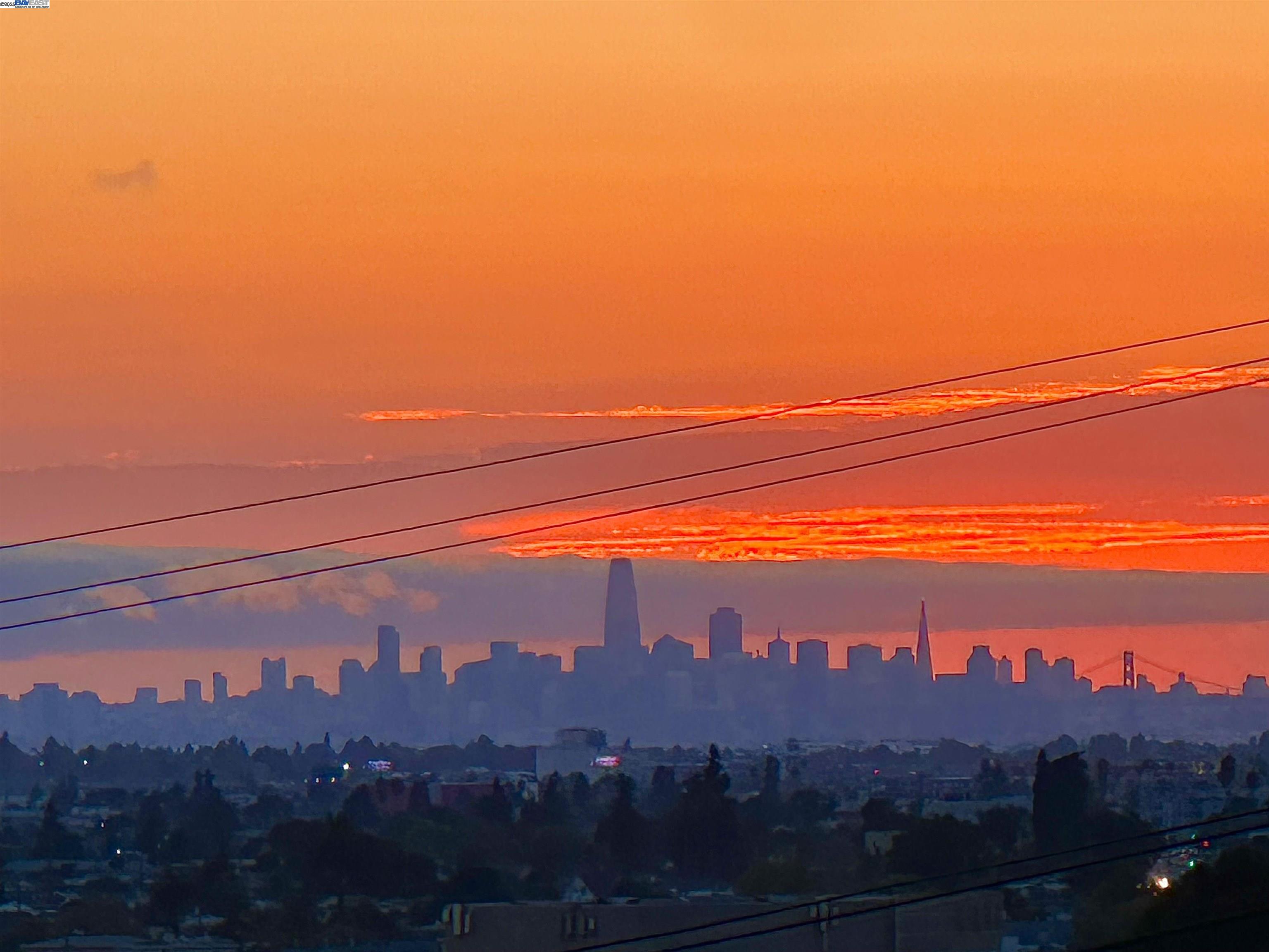 Detail Gallery Image 33 of 41 For 2930 Parker Ave, Oakland,  CA 94605-3320 - 3 Beds | 2 Baths