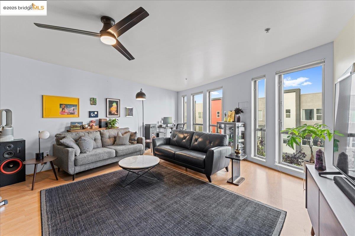 428 Alice St UNIT&nbsp;304, Oakland, CA, 94607