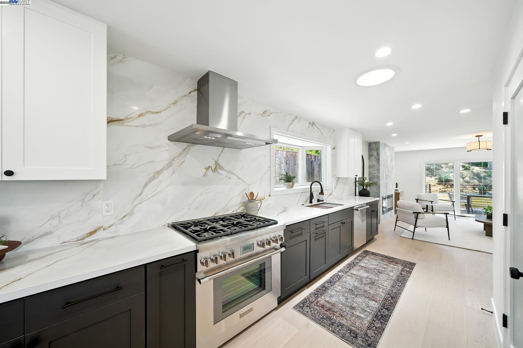 Detail Gallery Image 7 of 47 For 4253 Mirador Dr, Pleasanton,  CA 94566 - 3 Beds | 2/1 Baths