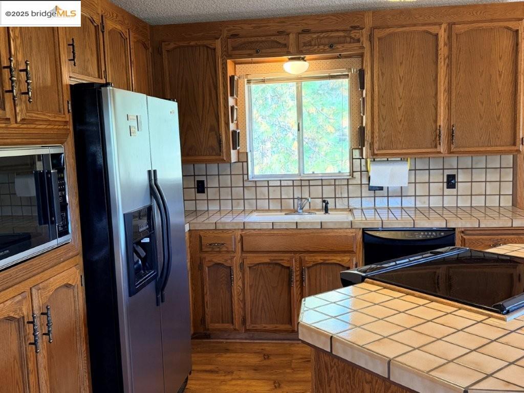 Detail Gallery Image 14 of 60 For 20386 Pine Mountain Dr., Groveland,  CA 95321 - 2 Beds | 2 Baths