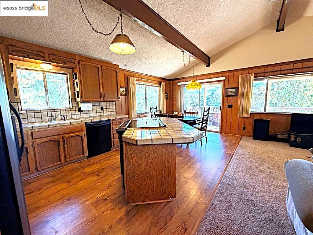 Detail Gallery Image 16 of 60 For 20386 Pine Mountain Dr., Groveland,  CA 95321 - 2 Beds | 2 Baths