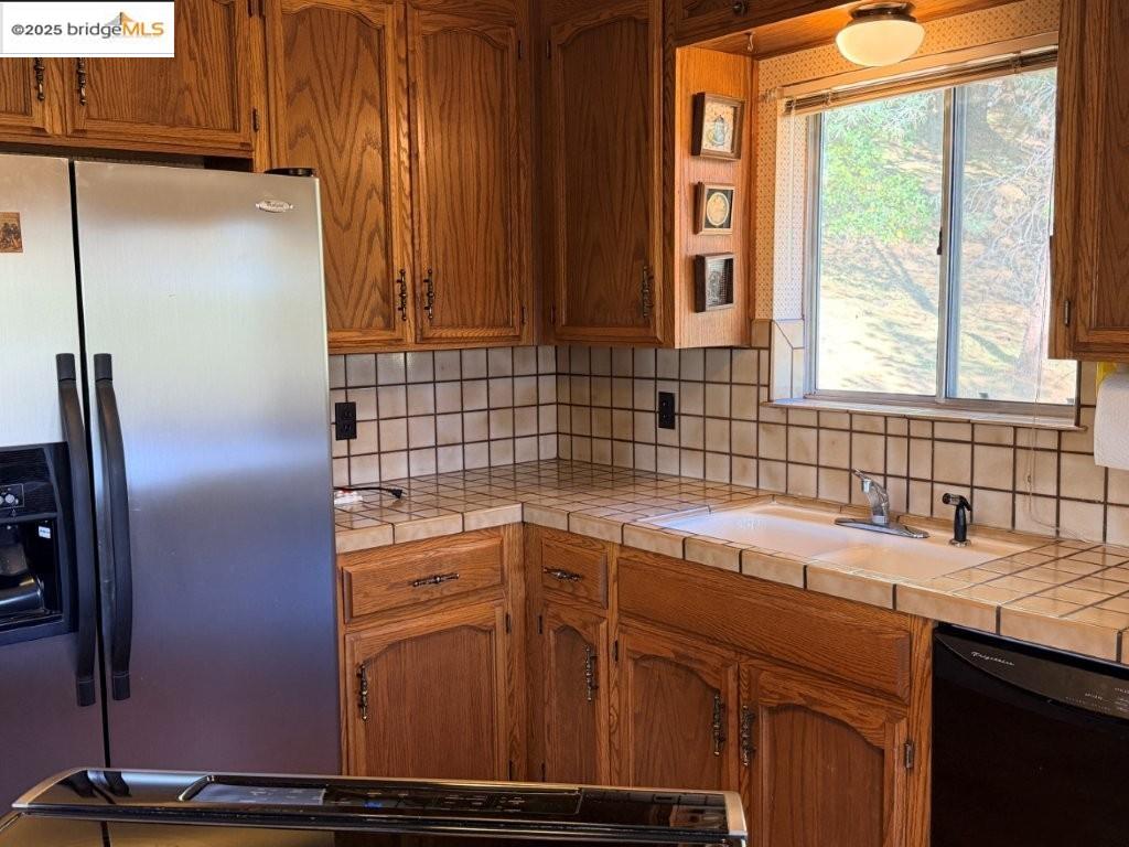 Detail Gallery Image 19 of 60 For 20386 Pine Mountain Dr., Groveland,  CA 95321 - 2 Beds | 2 Baths