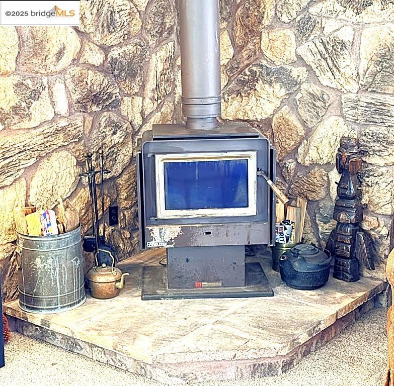 Detail Gallery Image 6 of 60 For 20386 Pine Mountain Dr., Groveland,  CA 95321 - 2 Beds | 2 Baths