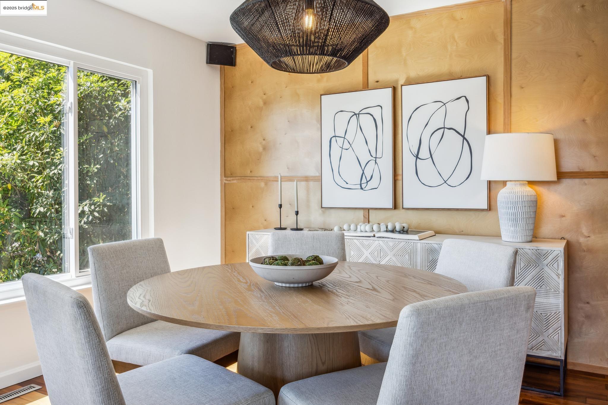 Detail Gallery Image 16 of 57 For 4134 Harbor View Ave, Oakland,  CA 94619 - 3 Beds | 2 Baths