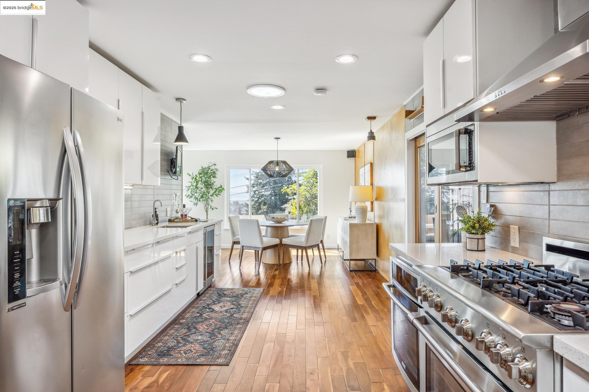 Detail Gallery Image 26 of 57 For 4134 Harbor View Ave, Oakland,  CA 94619 - 3 Beds | 2 Baths