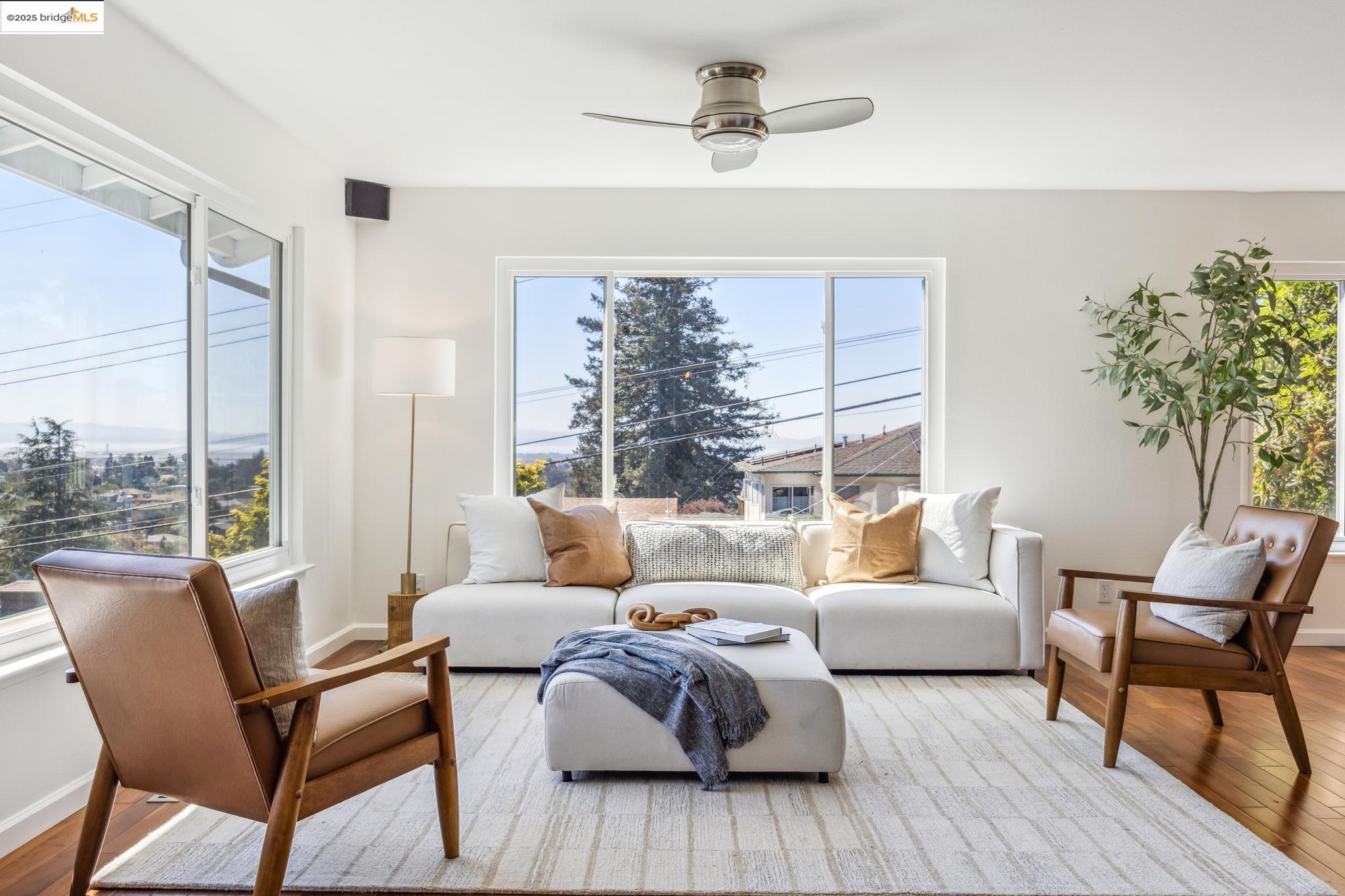 Detail Gallery Image 8 of 57 For 4134 Harbor View Ave, Oakland,  CA 94619 - 3 Beds | 2 Baths