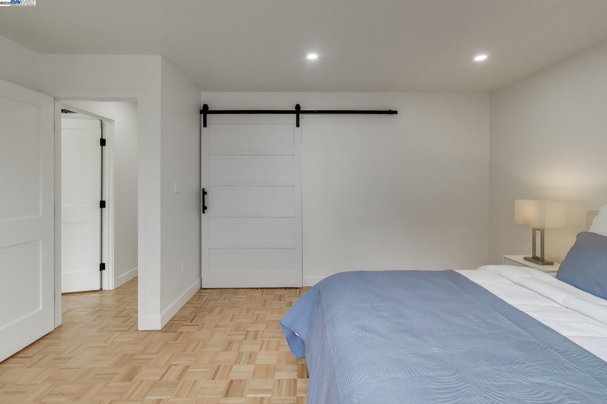 Detail Gallery Image 13 of 31 For 325 1st Ave, Daly City,  CA 94014 - 4 Beds | 3 Baths