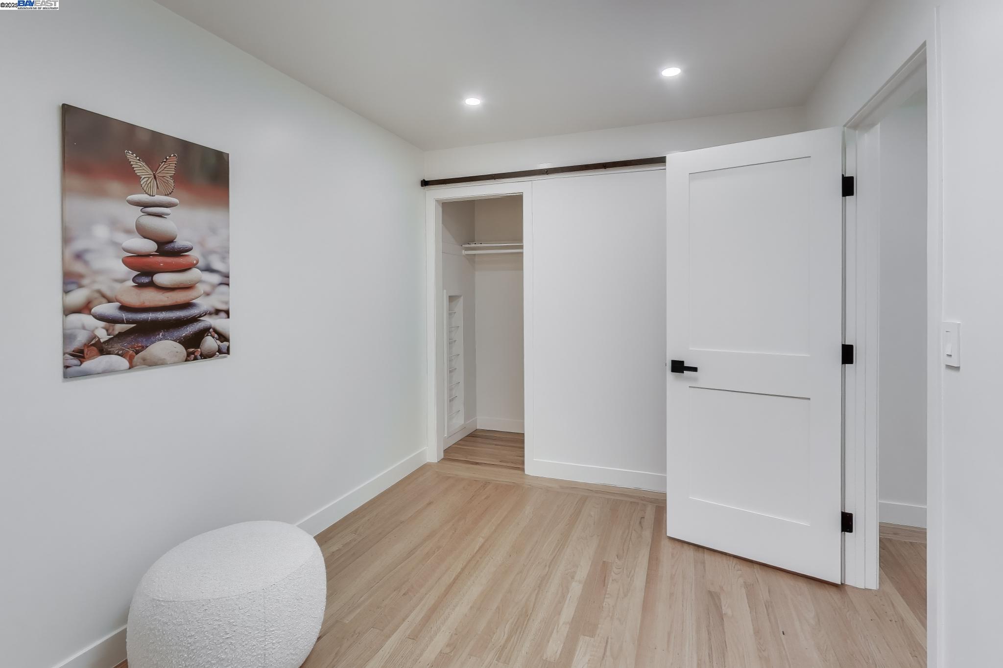 Detail Gallery Image 17 of 31 For 325 1st Ave, Daly City,  CA 94014 - 4 Beds | 3 Baths