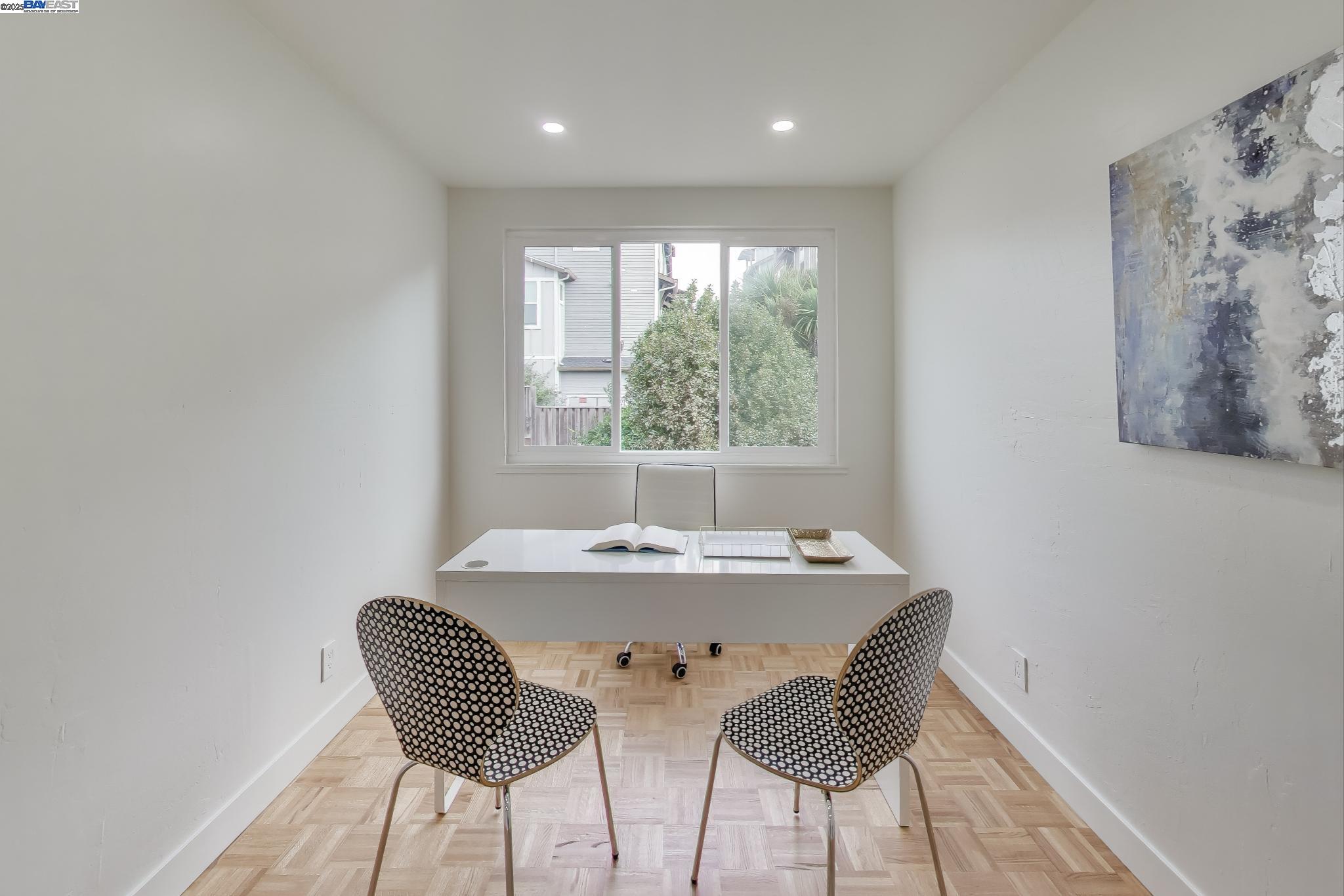 Detail Gallery Image 18 of 31 For 325 1st Ave, Daly City,  CA 94014 - 4 Beds | 3 Baths