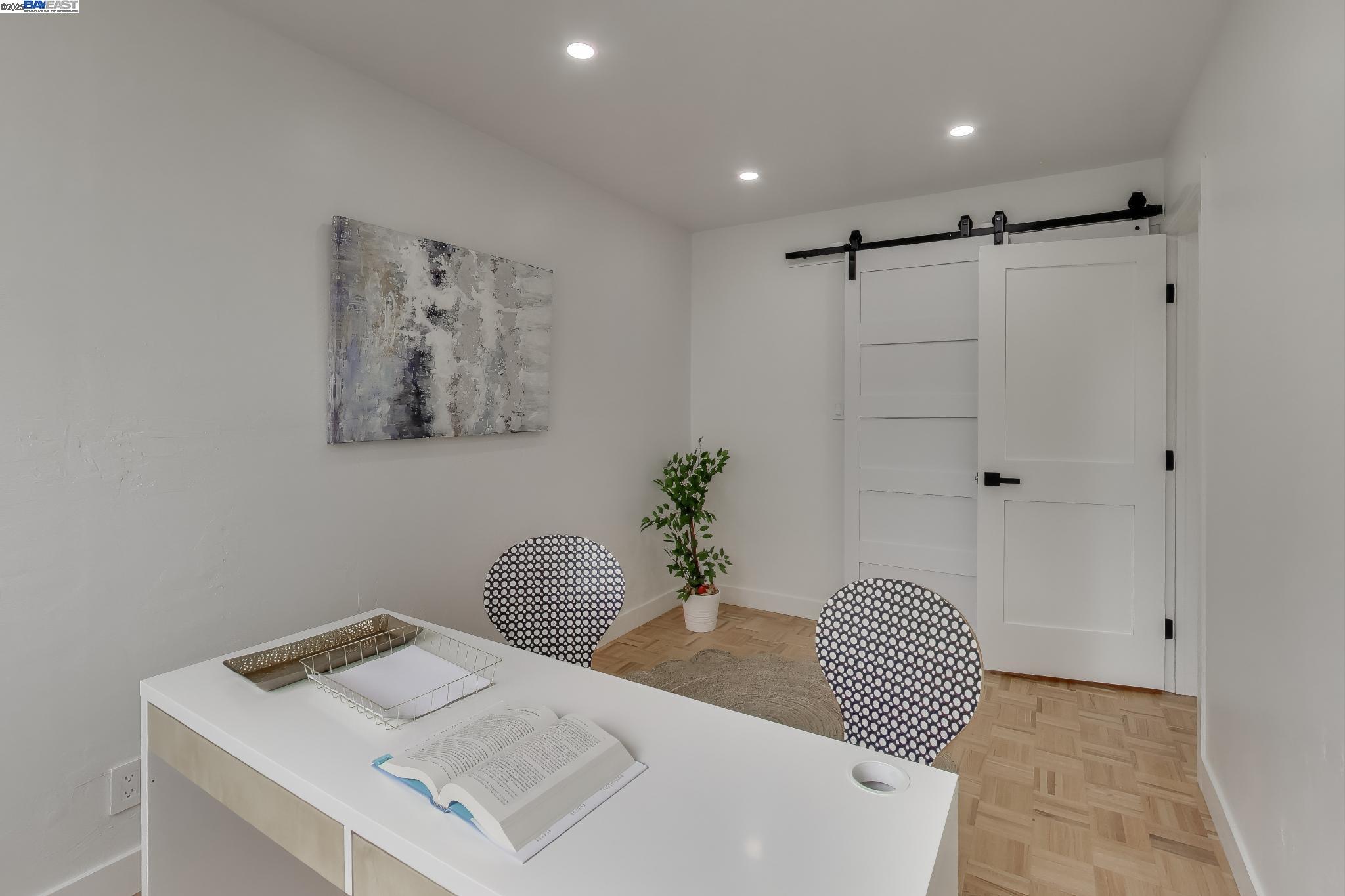 Detail Gallery Image 19 of 31 For 325 1st Ave, Daly City,  CA 94014 - 4 Beds | 3 Baths