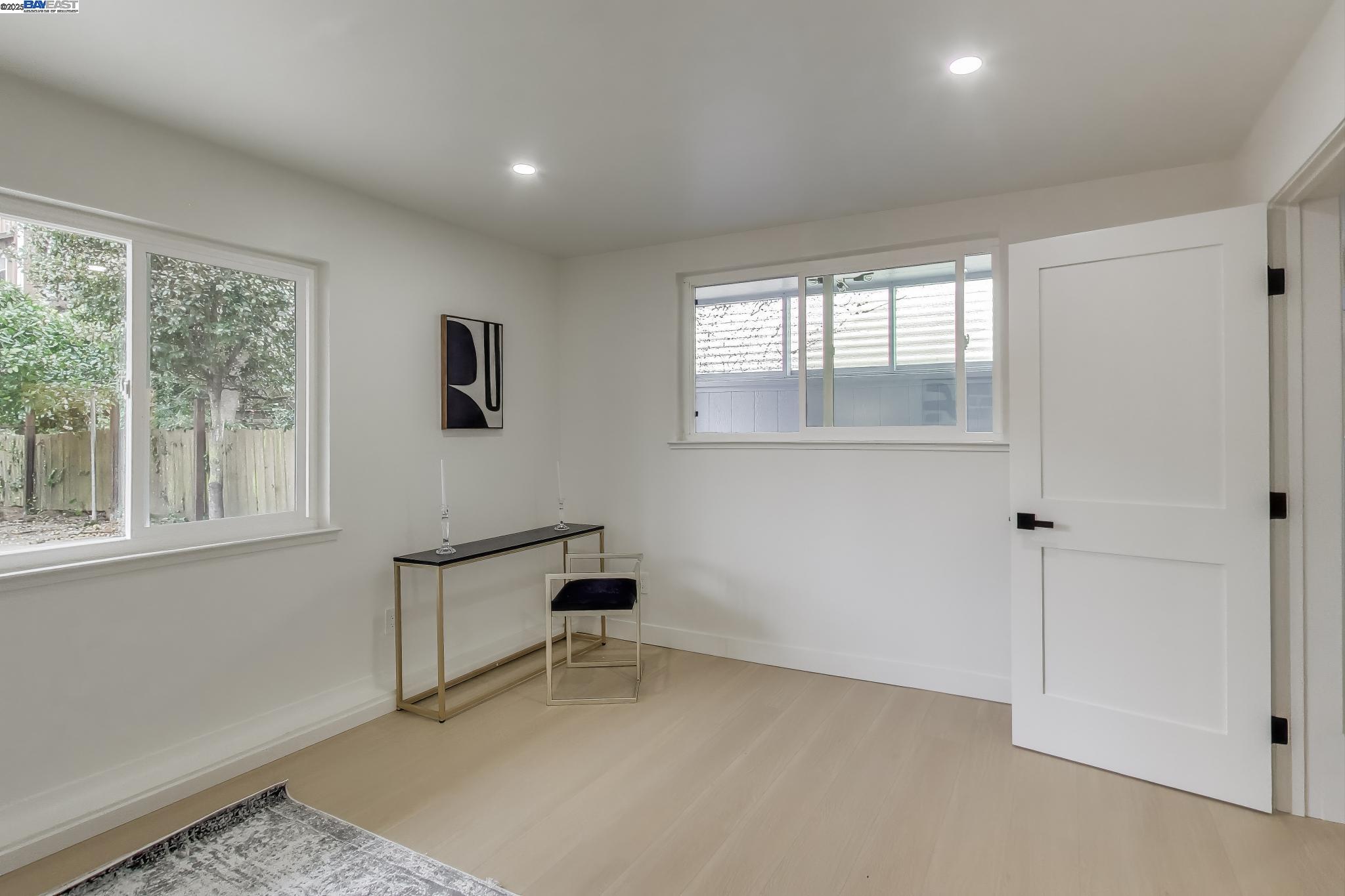 Detail Gallery Image 25 of 31 For 325 1st Ave, Daly City,  CA 94014 - 4 Beds | 3 Baths