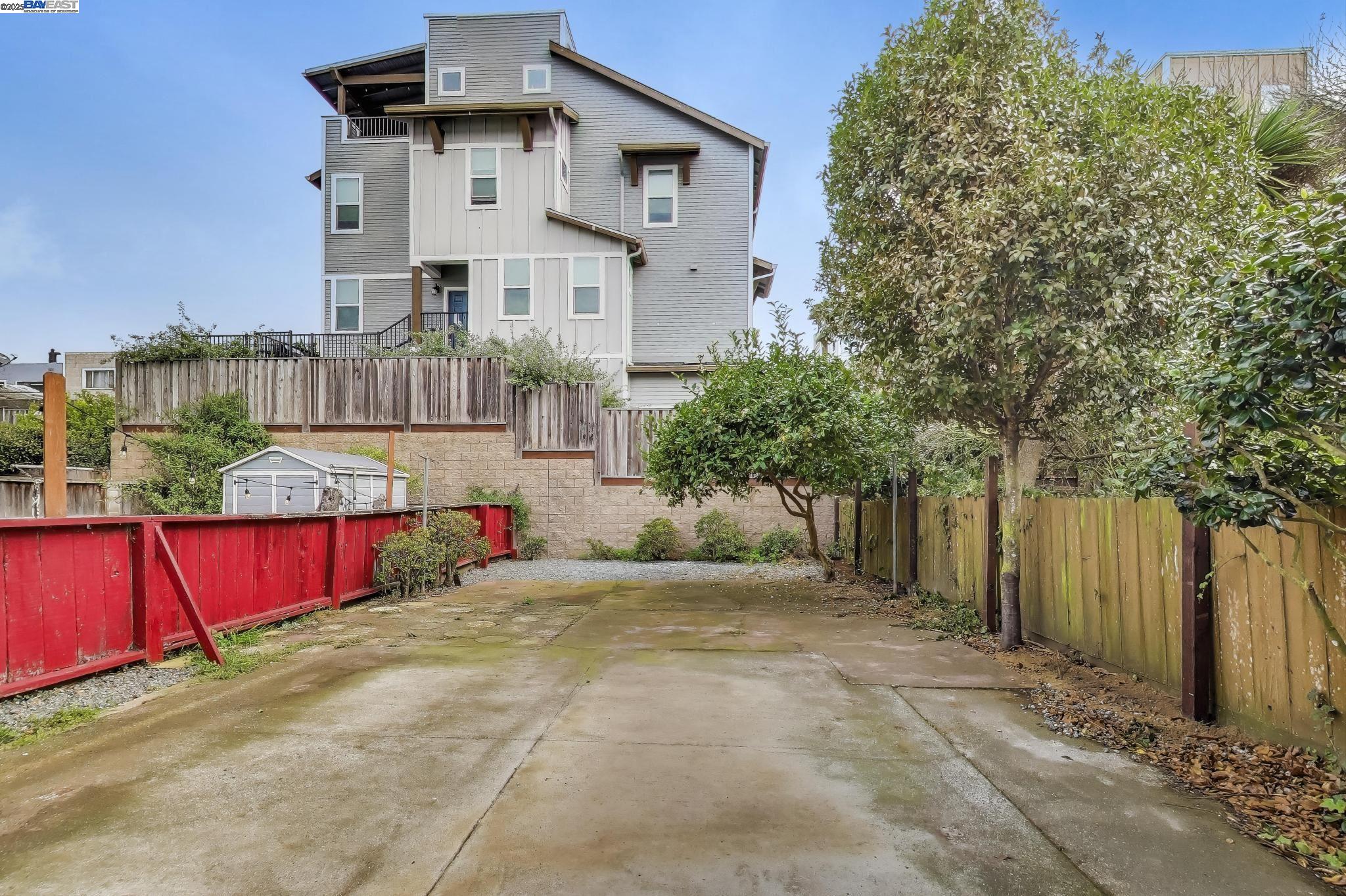 Detail Gallery Image 30 of 31 For 325 1st Ave, Daly City,  CA 94014 - 4 Beds | 3 Baths