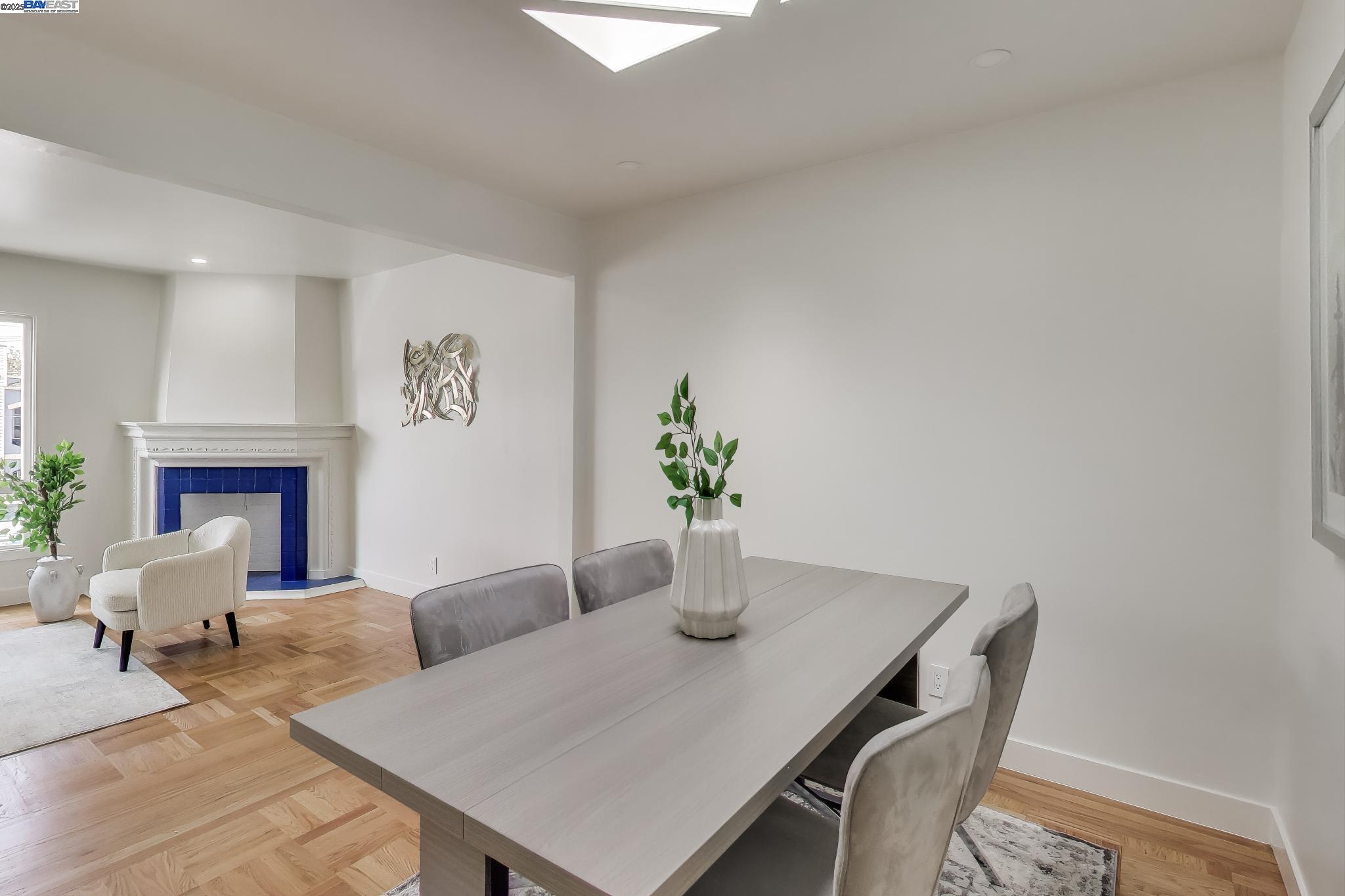 Detail Gallery Image 7 of 31 For 325 1st Ave, Daly City,  CA 94014 - 4 Beds | 3 Baths