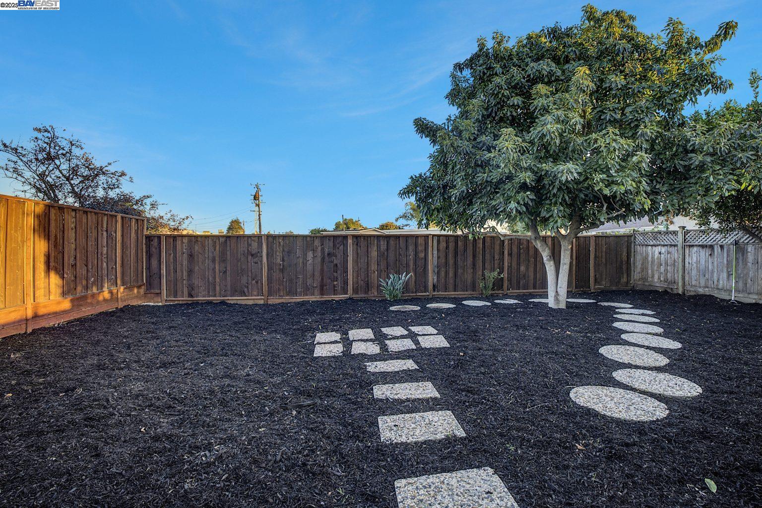 Detail Gallery Image 32 of 38 For 6140 Mayhews Landing Rd, Newark,  CA 94560 - 4 Beds | 3 Baths