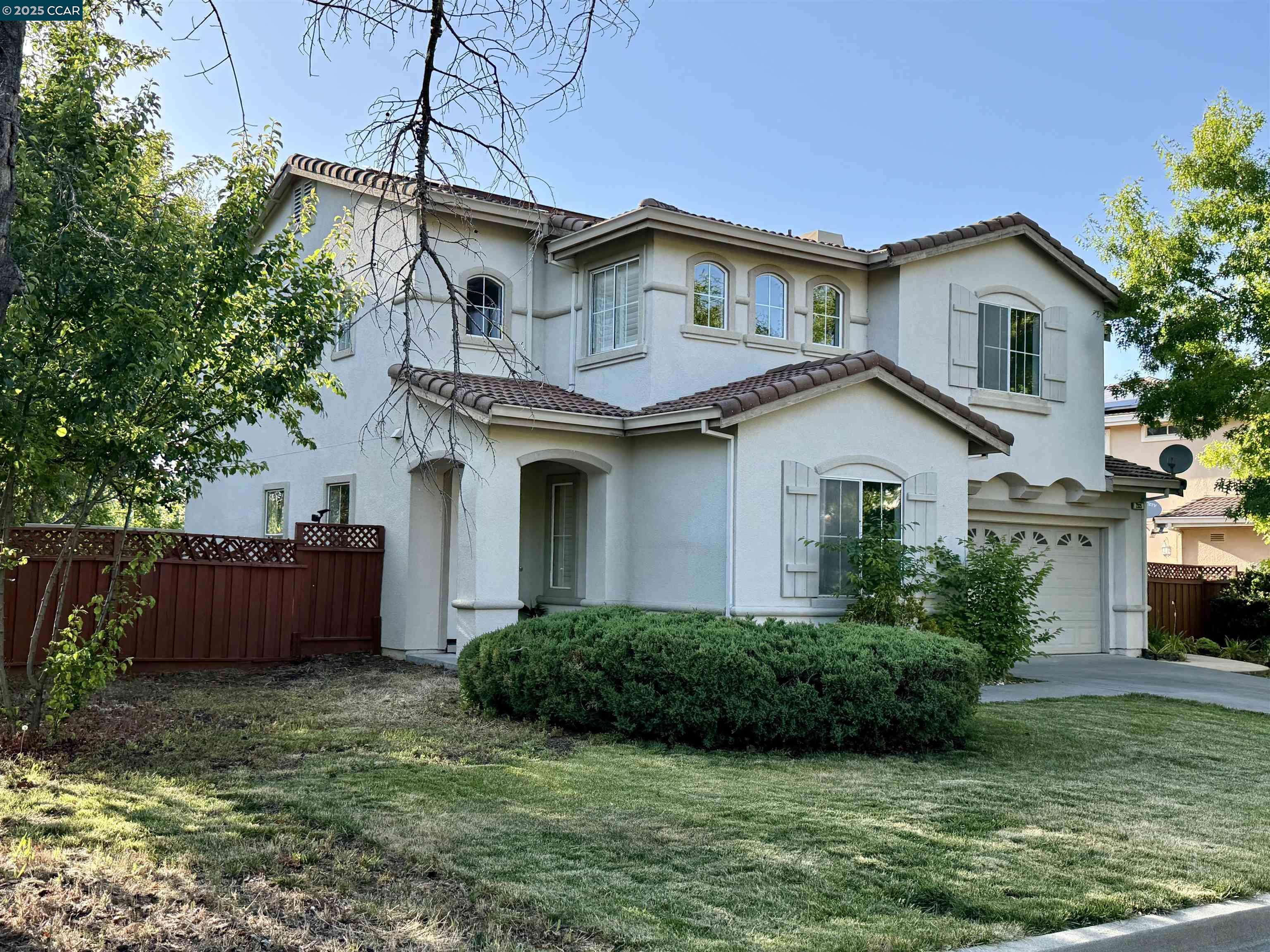 Detail Gallery Image 3 of 60 For 2325 Lansdowne Pl, Vallejo,  CA 94591 - 4 Beds | 3 Baths