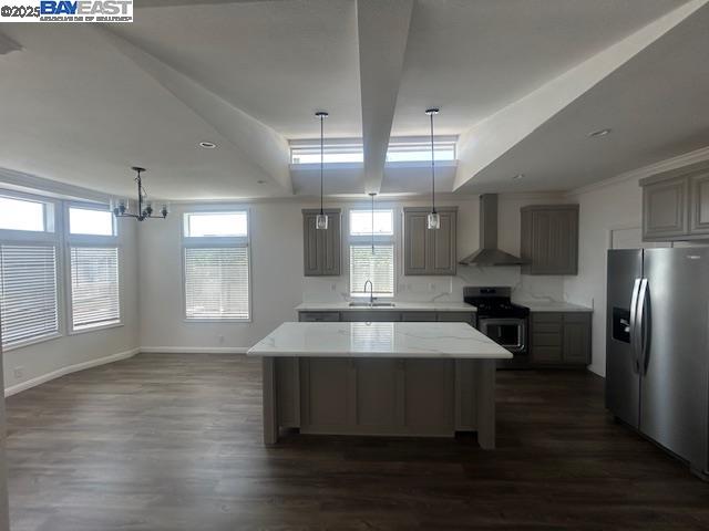 Detail Gallery Image 2 of 43 For 362 Santa Paula #362,  San Leandro,  CA 94577 - 3 Beds | 2 Baths