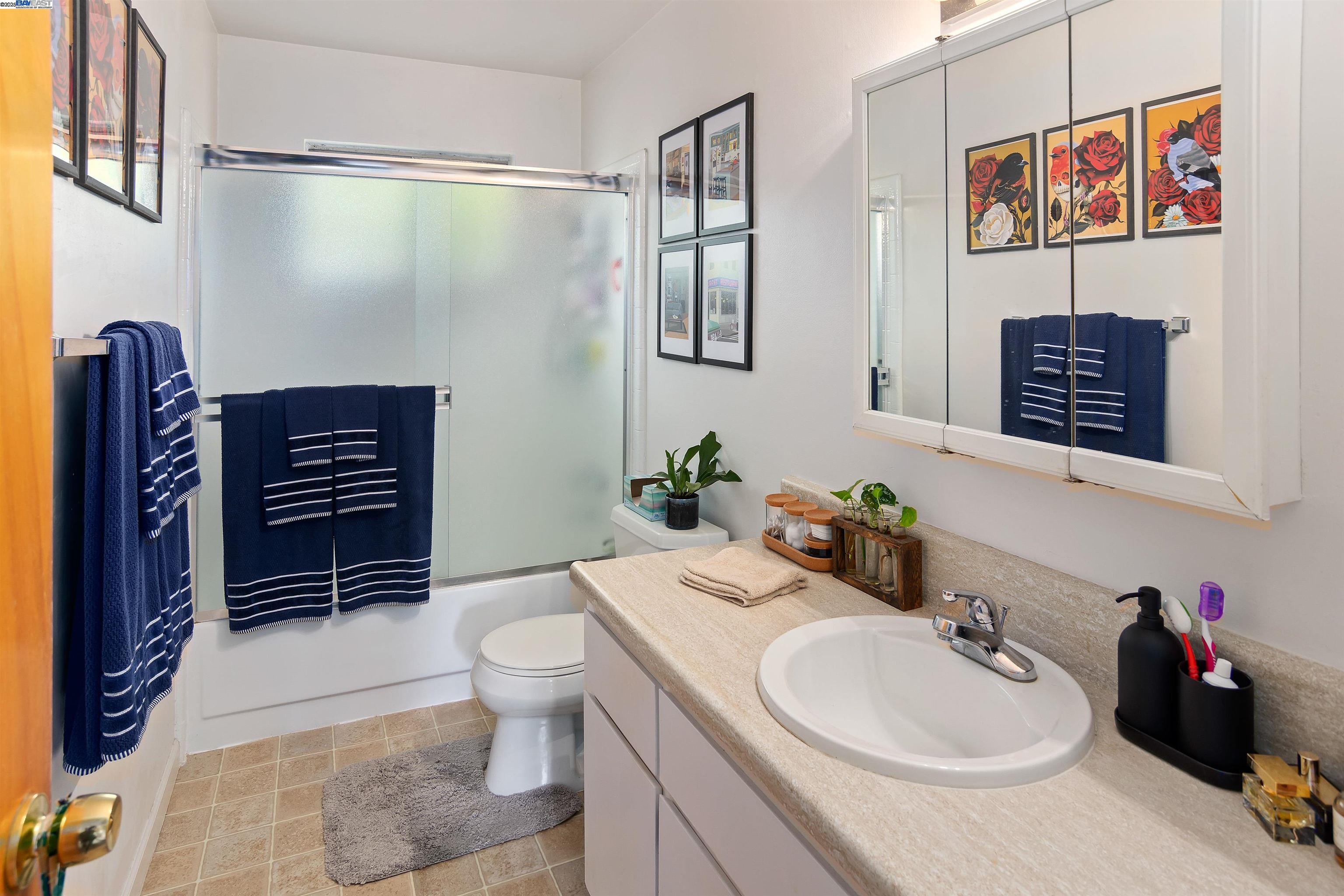 Detail Gallery Image 37 of 49 For 1512 Mozart St, Alameda,  CA 94501 - – Beds | – Baths