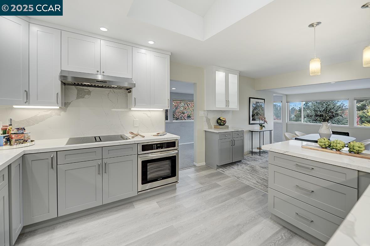 Photo #4: 41116980 Listing: Photo #4