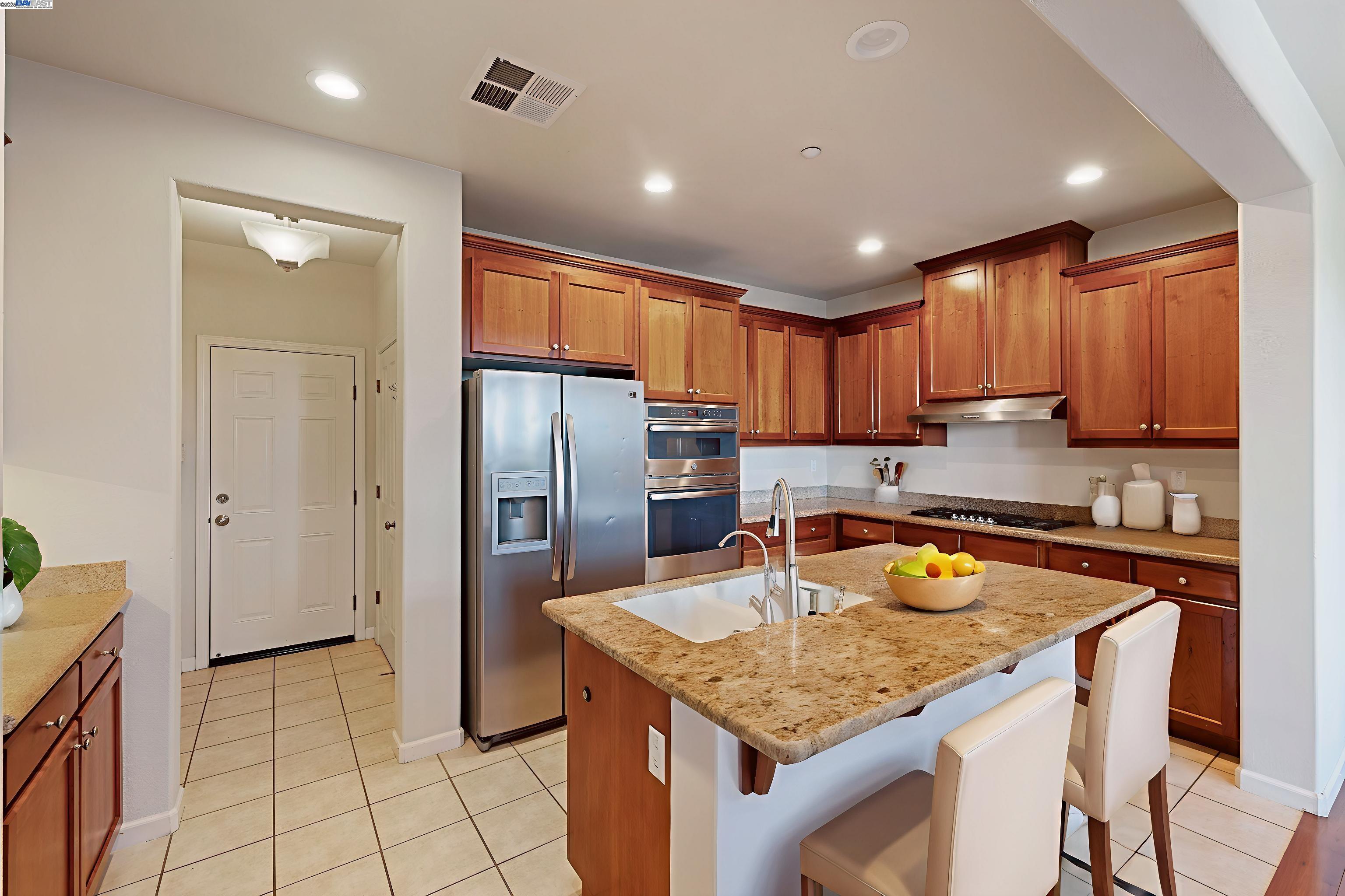 Photo #4: 41116983 Listing: Photo #4