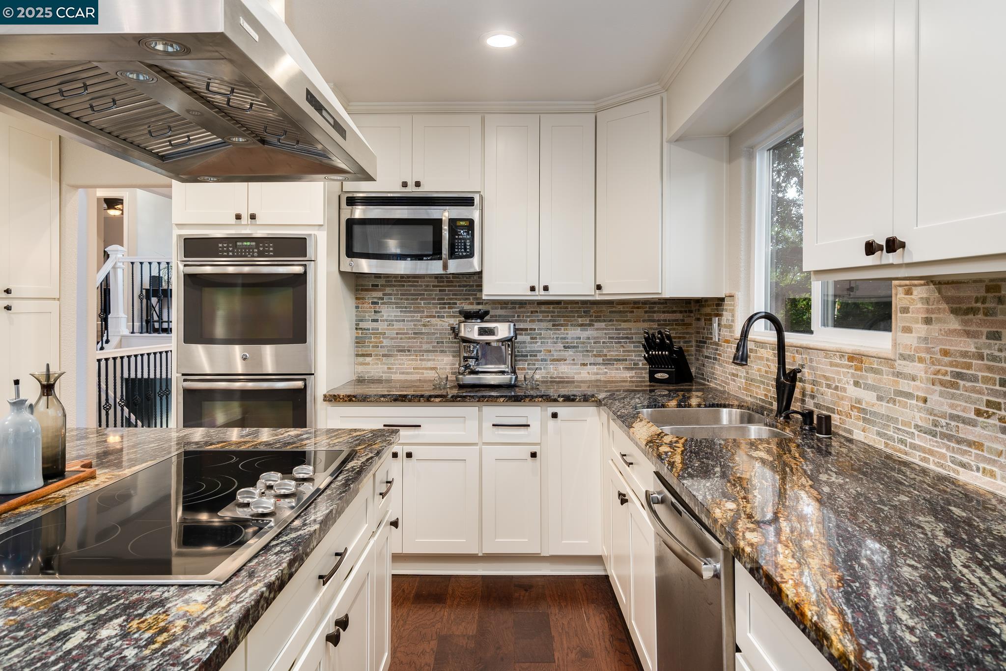 Detail Gallery Image 10 of 23 For 219 Arthur Ct, Danville,  CA 94526 - 4 Beds | 3 Baths