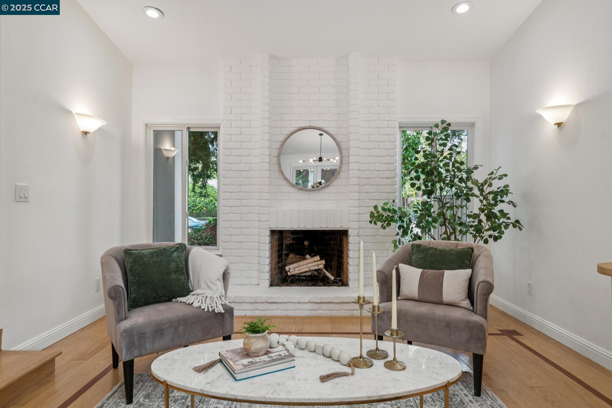 Detail Gallery Image 11 of 56 For 3067 Stinson Circle, Walnut Creek,  CA 94598 - 4 Beds | 2/1 Baths