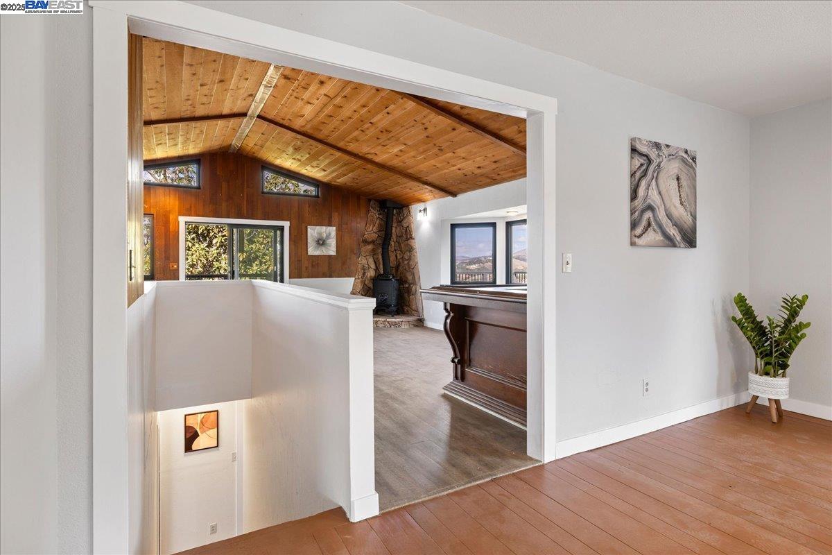 Detail Gallery Image 15 of 48 For 3280 Ohlone Way, Hayward,  CA 94541 - 3 Beds | 2 Baths