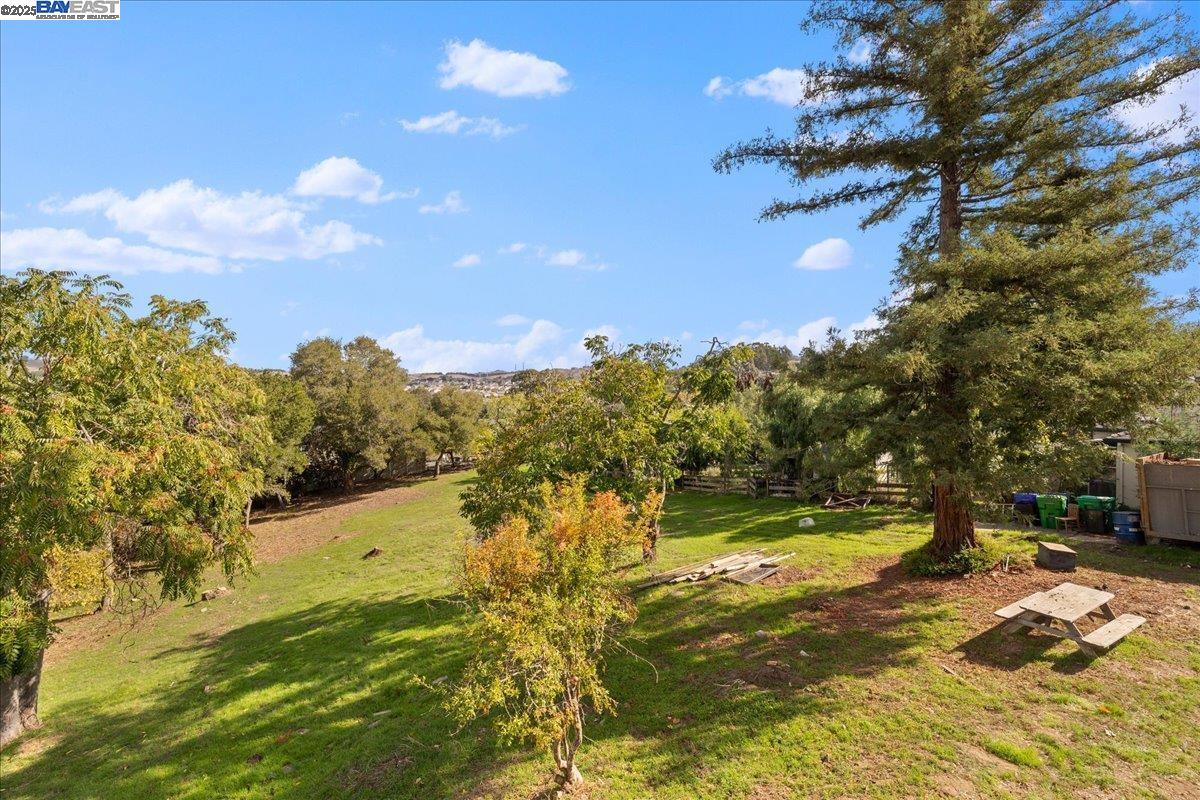 Detail Gallery Image 32 of 48 For 3280 Ohlone Way, Hayward,  CA 94541 - 3 Beds | 2 Baths