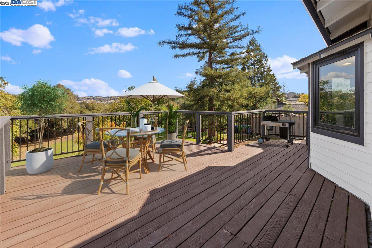 Detail Gallery Image 35 of 48 For 3280 Ohlone Way, Hayward,  CA 94541 - 3 Beds | 2 Baths