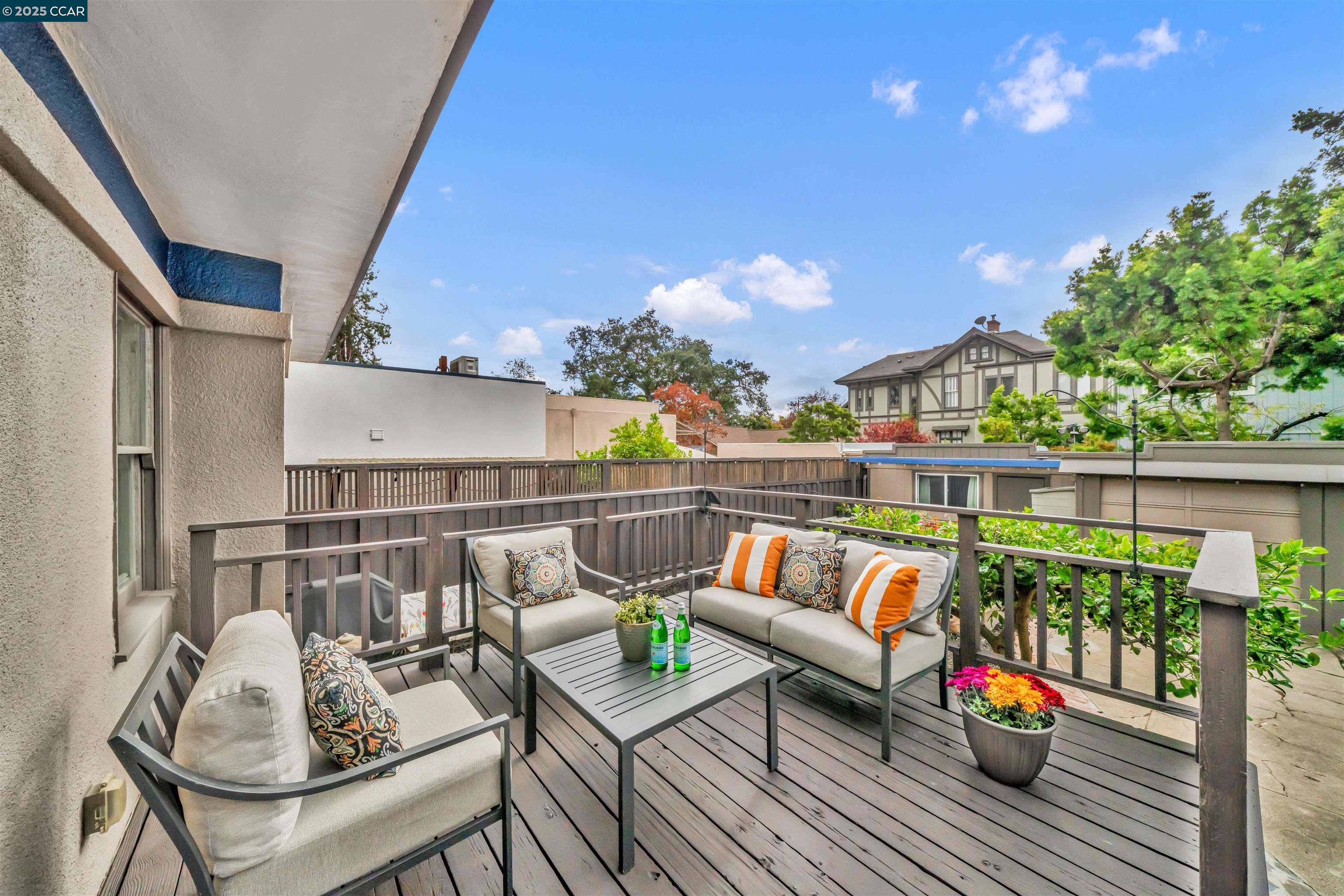 Detail Gallery Image 23 of 25 For 1628 Encinal Avenue, Alameda,  CA 94501 - 2 Beds | 1/1 Baths