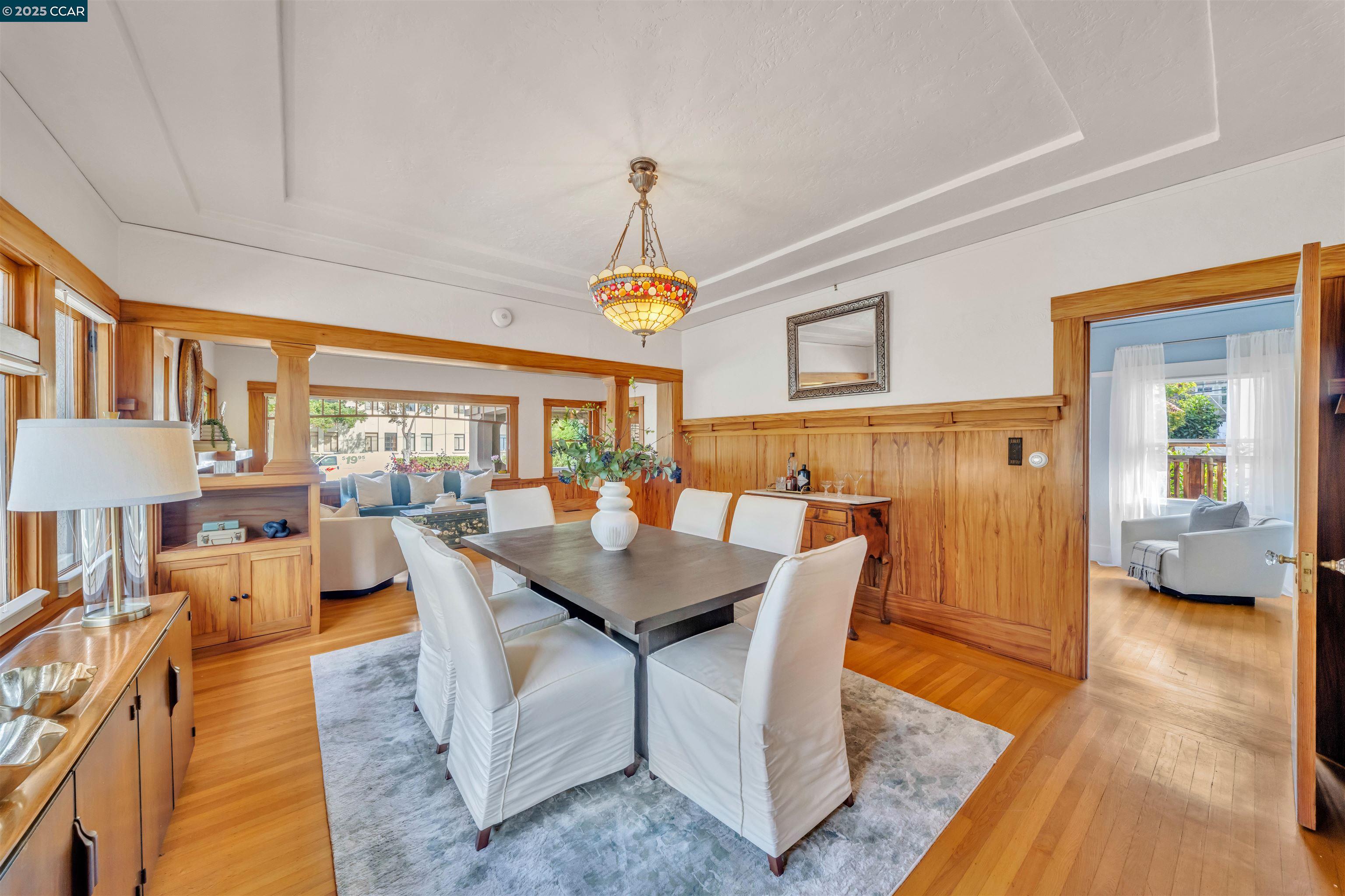 Detail Gallery Image 5 of 25 For 1628 Encinal Avenue, Alameda,  CA 94501 - 2 Beds | 1/1 Baths