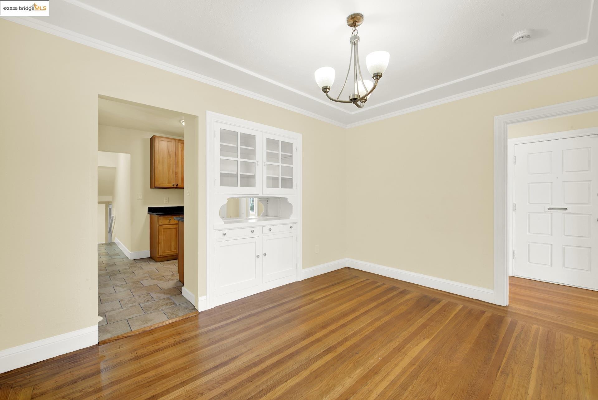 Detail Gallery Image 10 of 60 For 640 11th St, Richmond,  CA 94801 - 5 Beds | 2 Baths