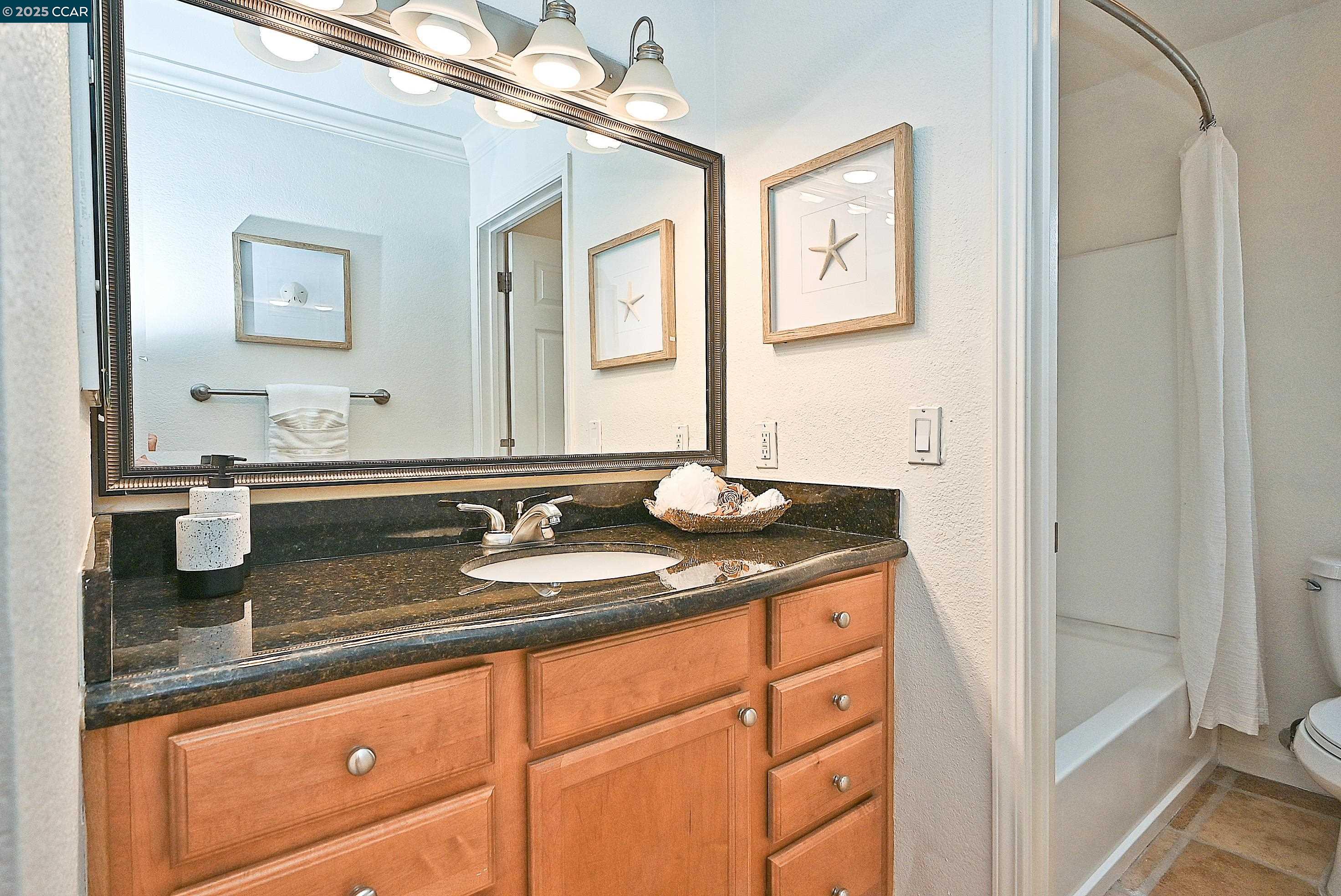 Detail Gallery Image 25 of 47 For 182 Eastridge Dr, San Ramon,  CA 94582 - 2 Beds | 2 Baths