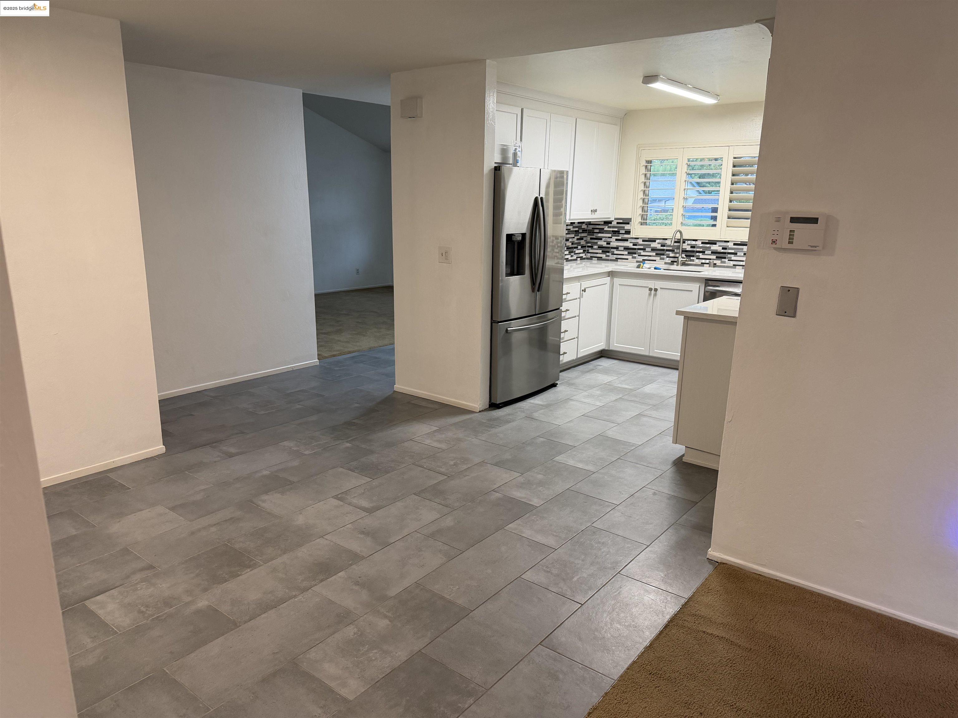 Detail Gallery Image 6 of 22 For 2208 Hamlin Dr, Antioch,  CA 94509 - 4 Beds | 2 Baths