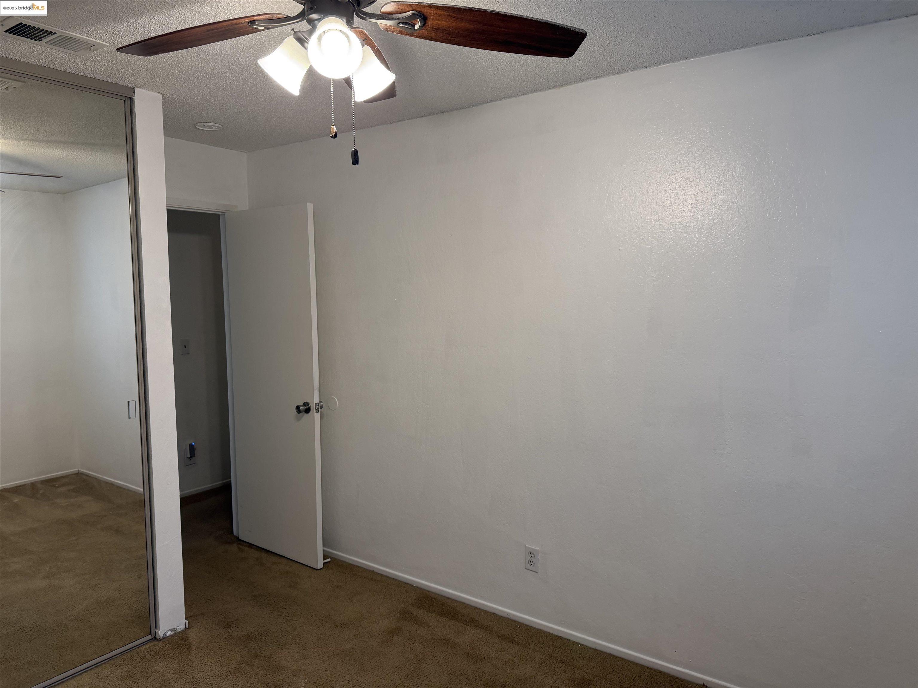 Detail Gallery Image 9 of 22 For 2208 Hamlin Dr, Antioch,  CA 94509 - 4 Beds | 2 Baths