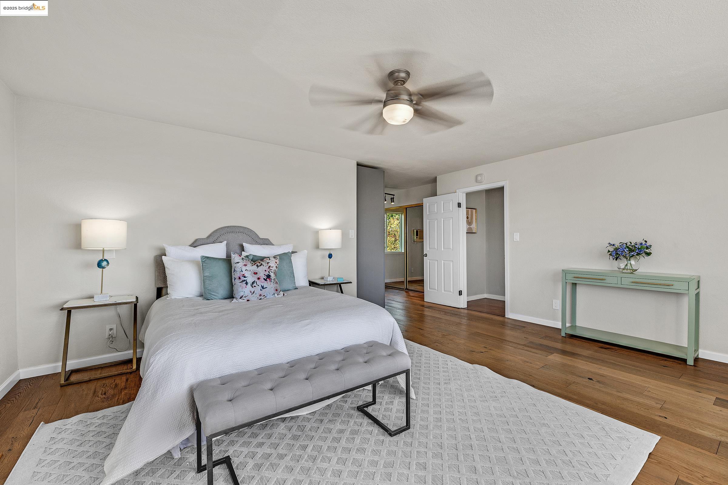 Detail Gallery Image 30 of 49 For 7554 Sunkist Dr, Oakland,  CA 94605 - 3 Beds | 2 Baths