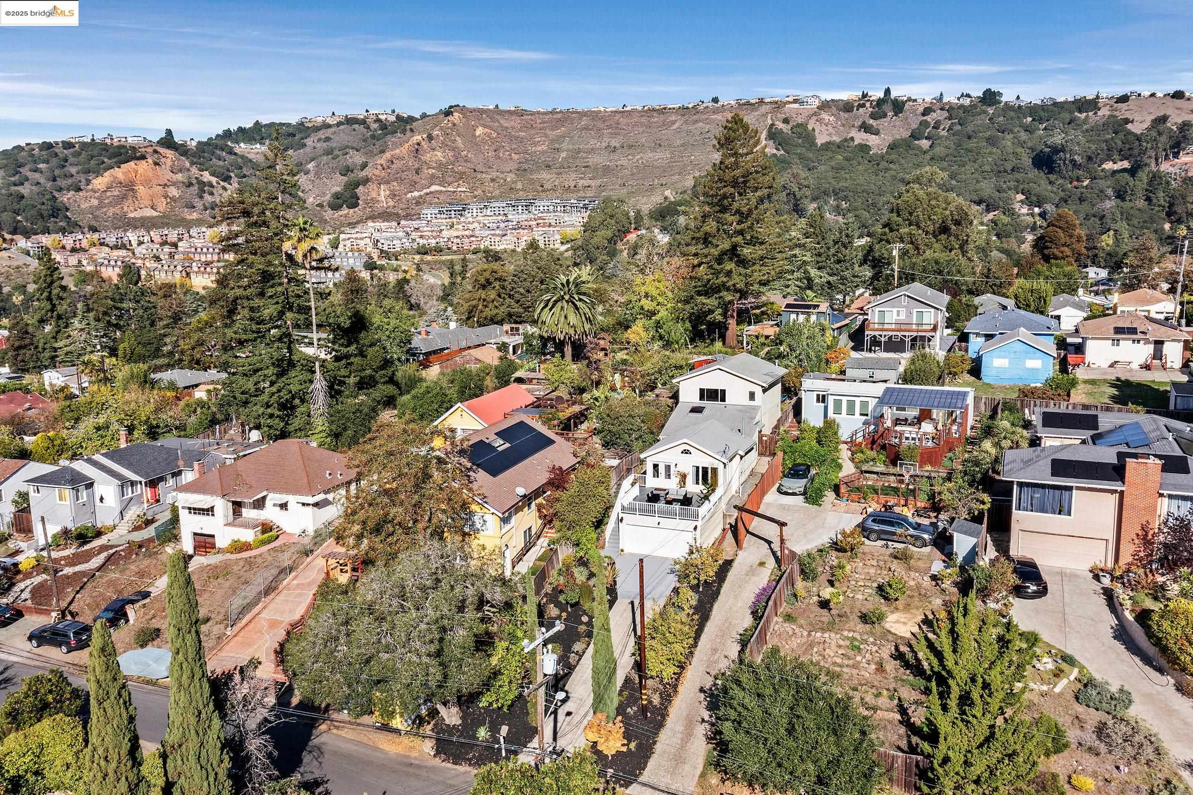 Detail Gallery Image 43 of 49 For 7554 Sunkist Dr, Oakland,  CA 94605 - 3 Beds | 2 Baths