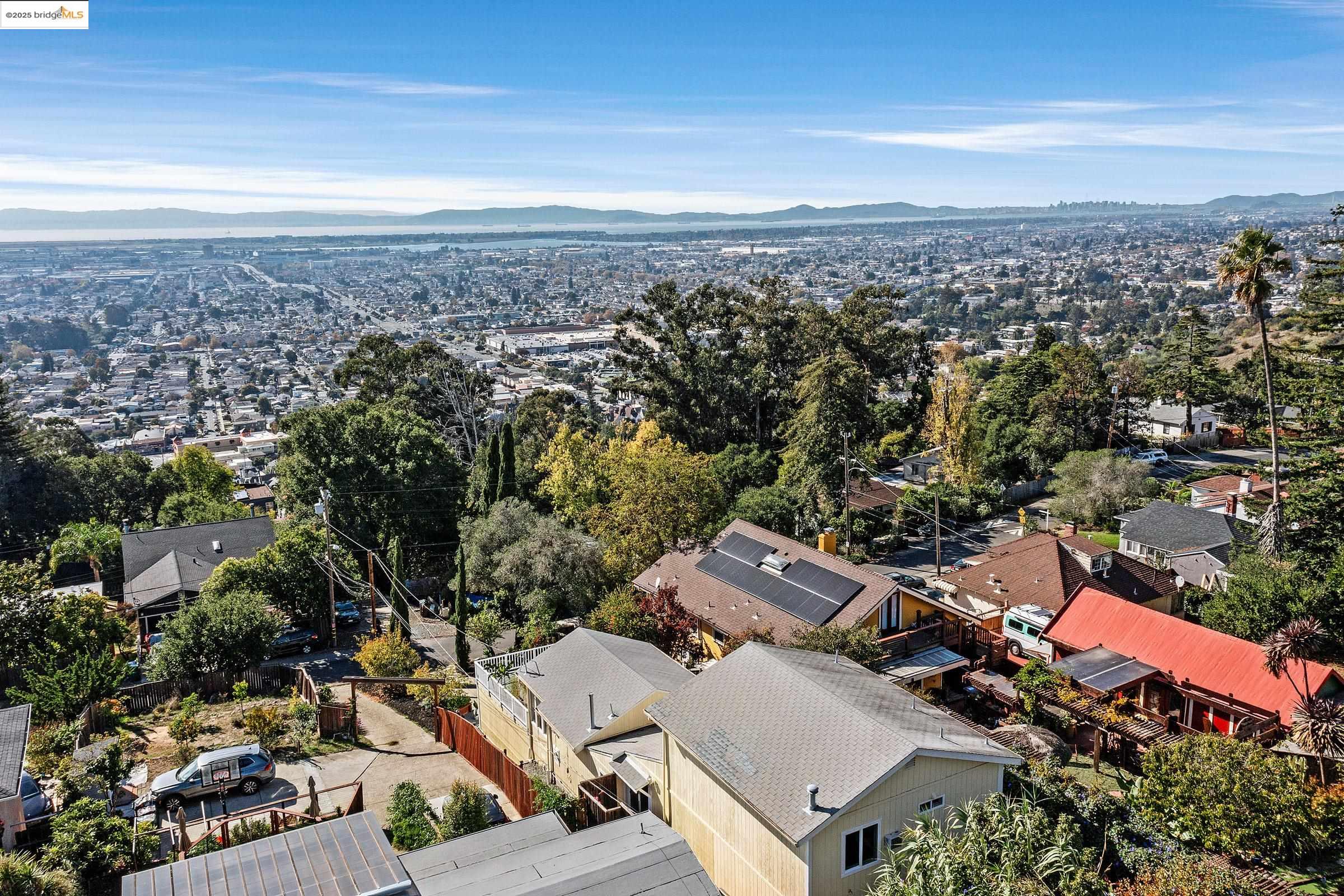 Detail Gallery Image 46 of 49 For 7554 Sunkist Dr, Oakland,  CA 94605 - 3 Beds | 2 Baths