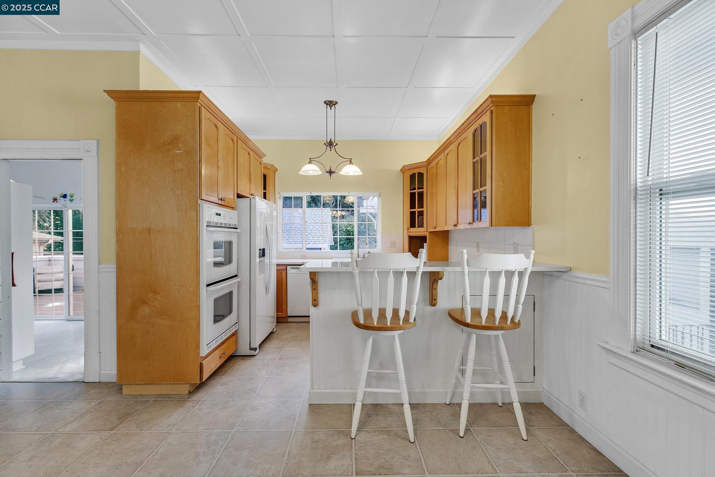 Detail Gallery Image 16 of 41 For 610 Quinan St, Pinole,  CA 94564 - 2 Beds | 1/1 Baths