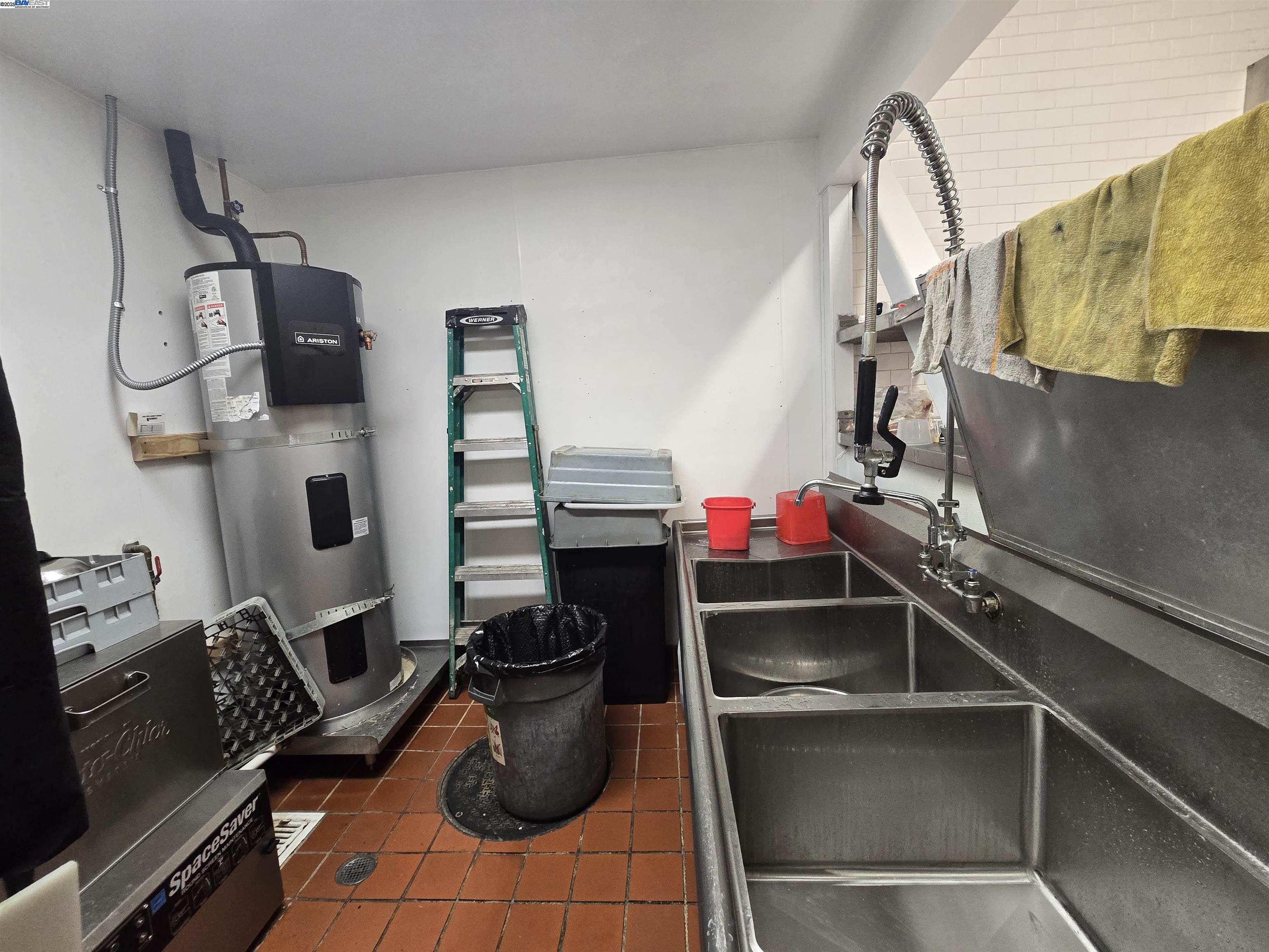 Detail Gallery Image 11 of 15 For , Oakland,  CA 94607 - – Beds | – Baths