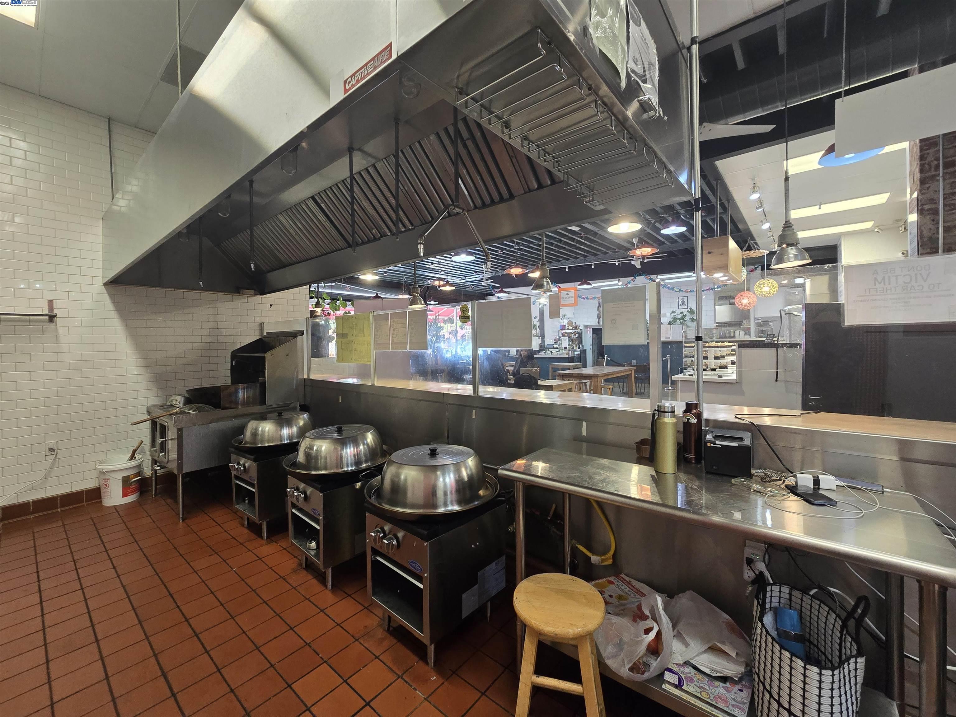 Detail Gallery Image 12 of 15 For , Oakland,  CA 94607 - – Beds | – Baths