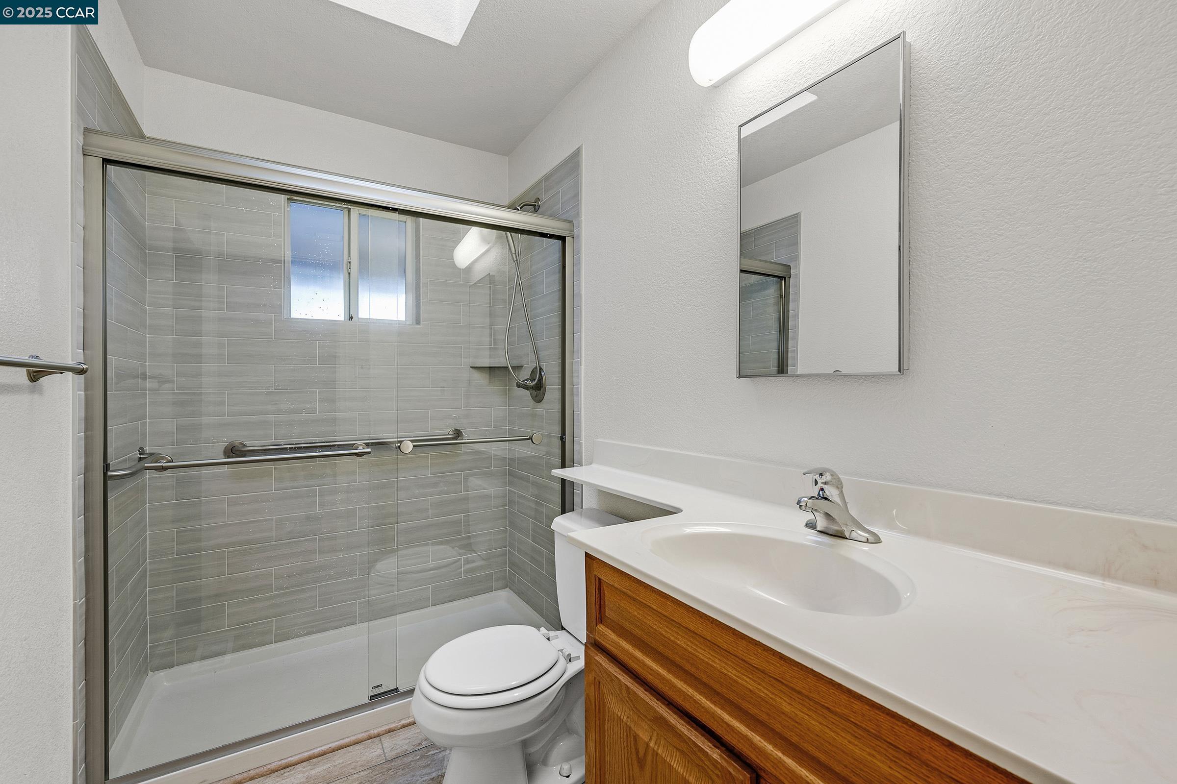 Detail Gallery Image 18 of 29 For 1850 William Way, Concord,  CA 94520 - 3 Beds | 2 Baths